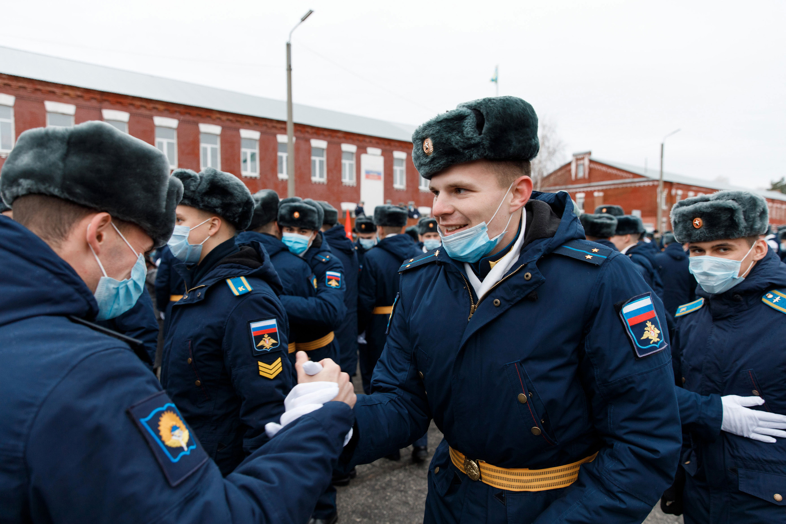 СВВАУЛ Вручение дипломов. Свадебный, семейный и школьный фотограф в Сызрани Максим Баталов