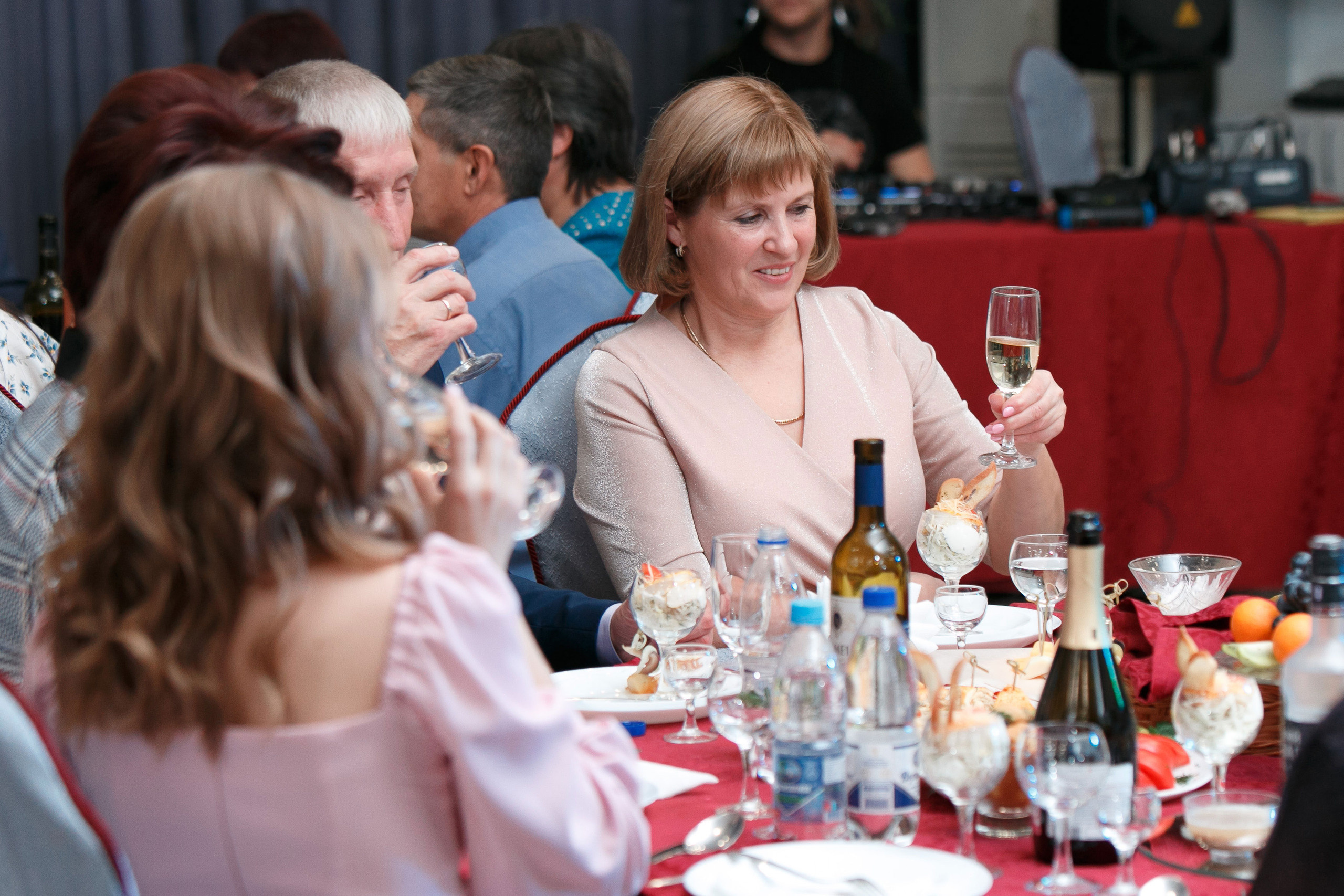 Банкет. Свадебный, семейный и школьный фотограф в Сызрани Максим Баталов