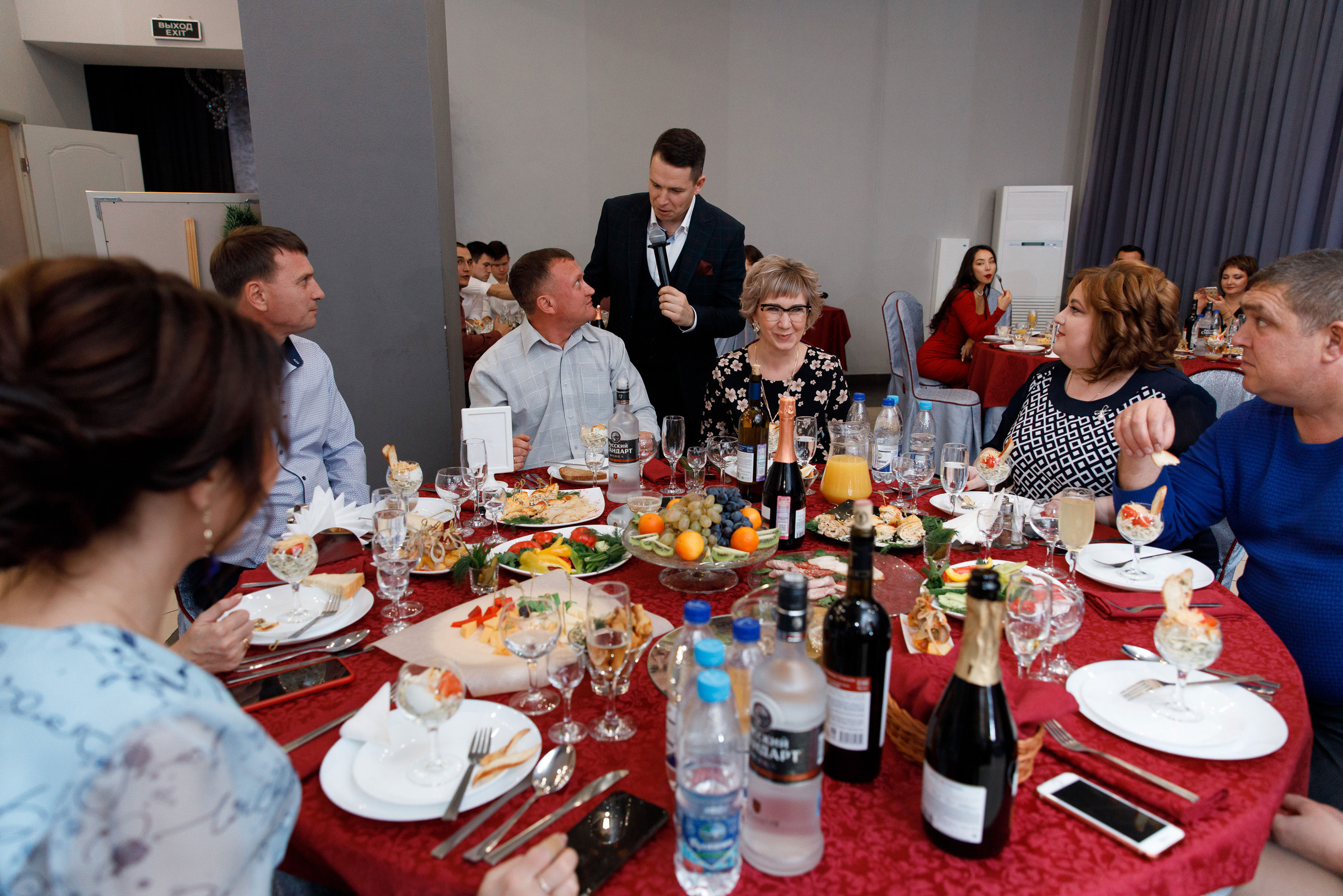 Банкет. Свадебный, семейный и школьный фотограф в Сызрани Максим Баталов