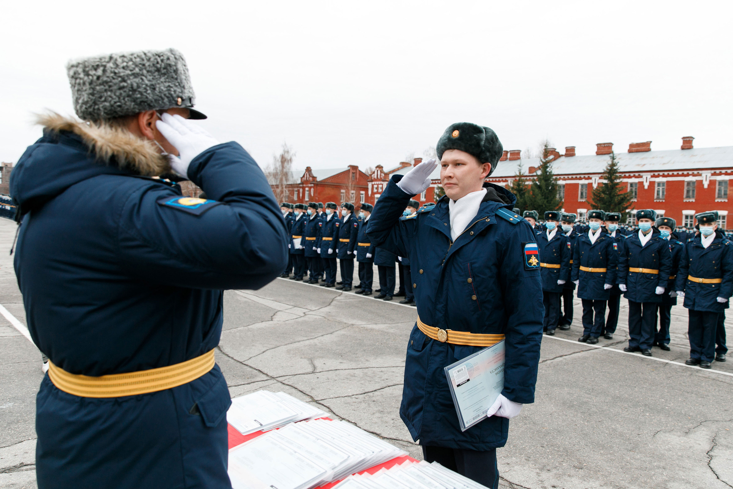 СВВАУЛ Вручение дипломов. Свадебный, семейный и школьный фотограф в Сызрани Максим Баталов