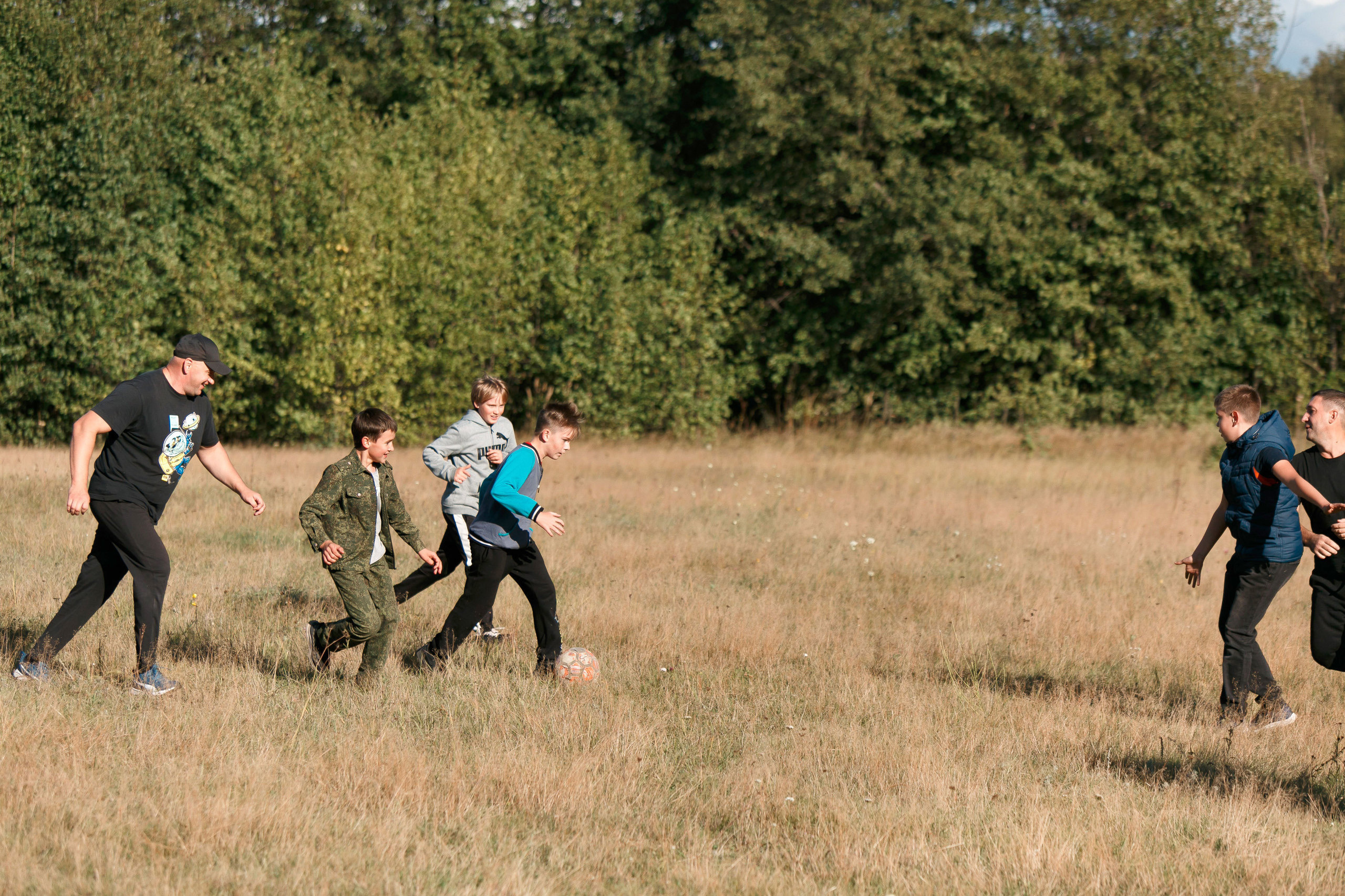 Классный отдых. Свадебный, семейный и школьный фотограф в Сызрани Максим Баталов