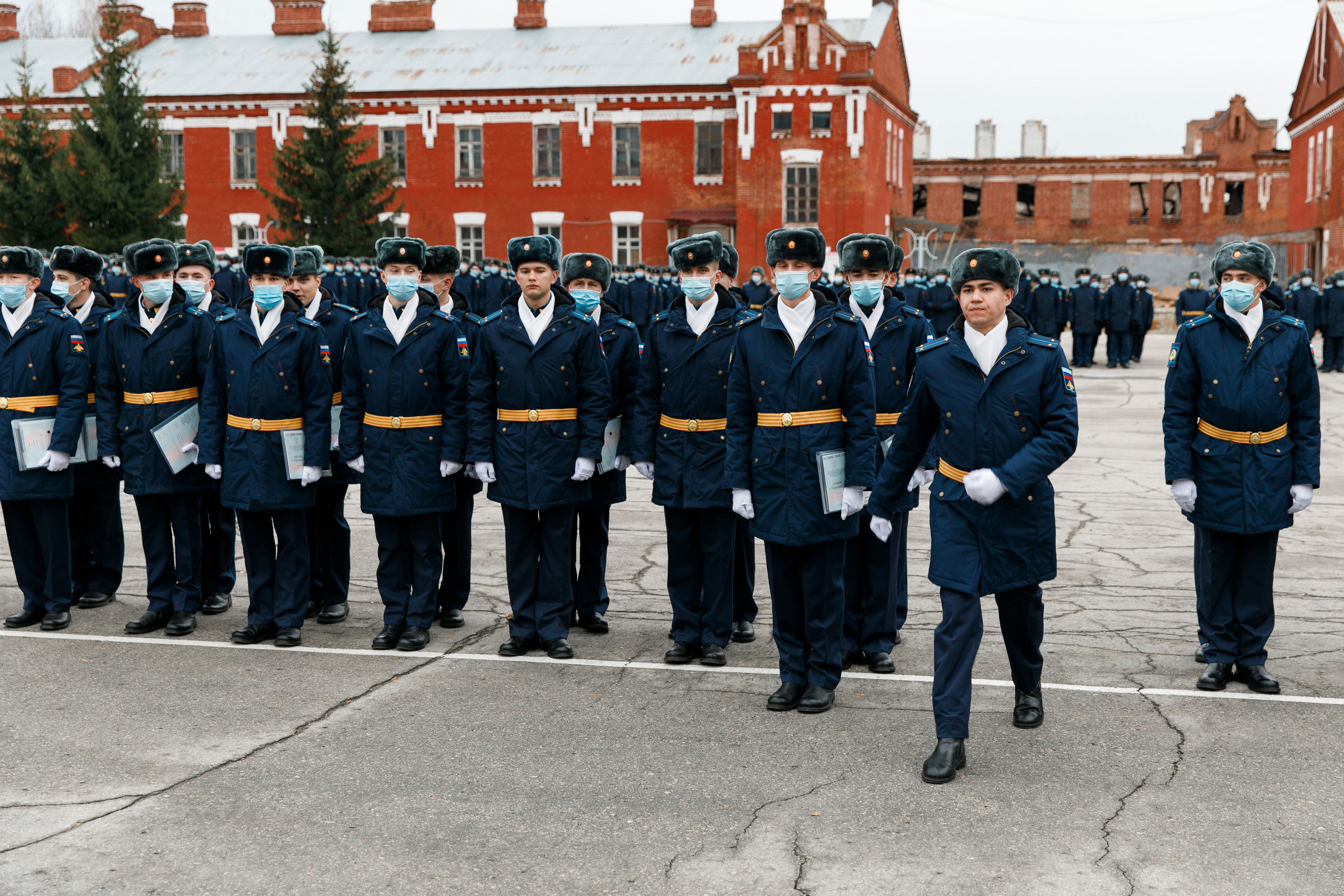 СВВАУЛ Вручение дипломов. Свадебный, семейный и школьный фотограф в Сызрани Максим Баталов