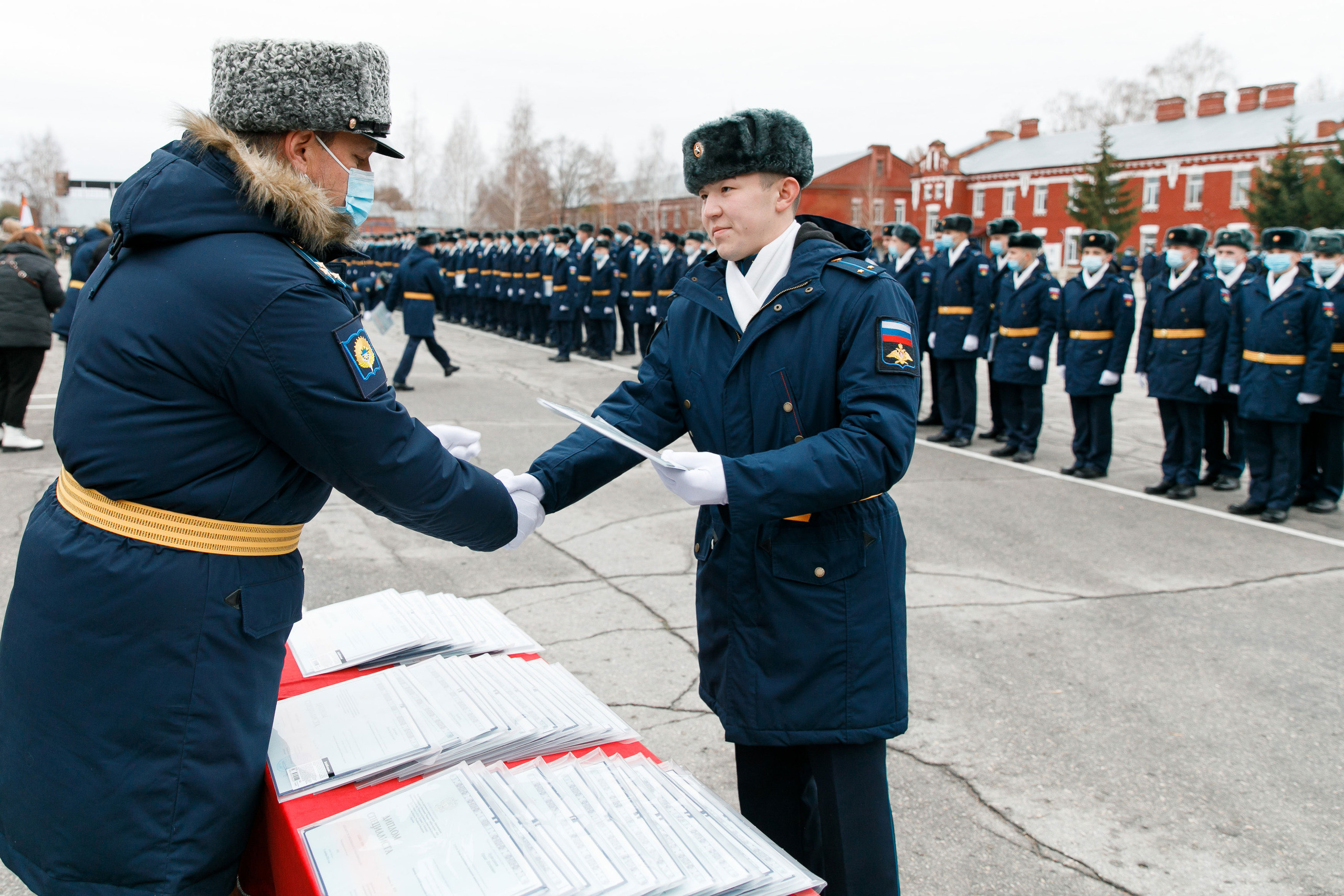 СВВАУЛ Вручение дипломов. Свадебный, семейный и школьный фотограф в Сызрани Максим Баталов