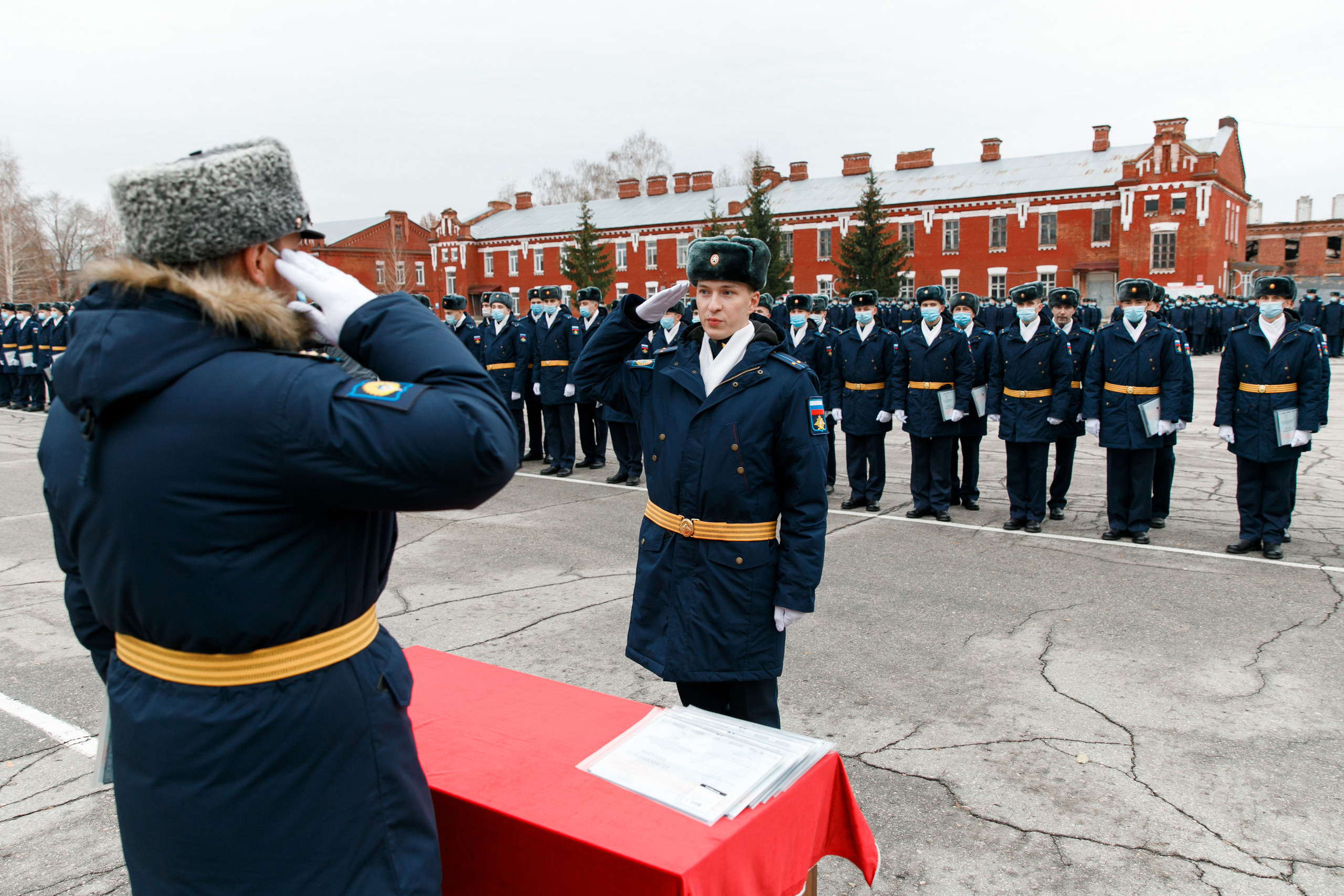 СВВАУЛ Вручение дипломов. Свадебный, семейный и школьный фотограф в Сызрани Максим Баталов
