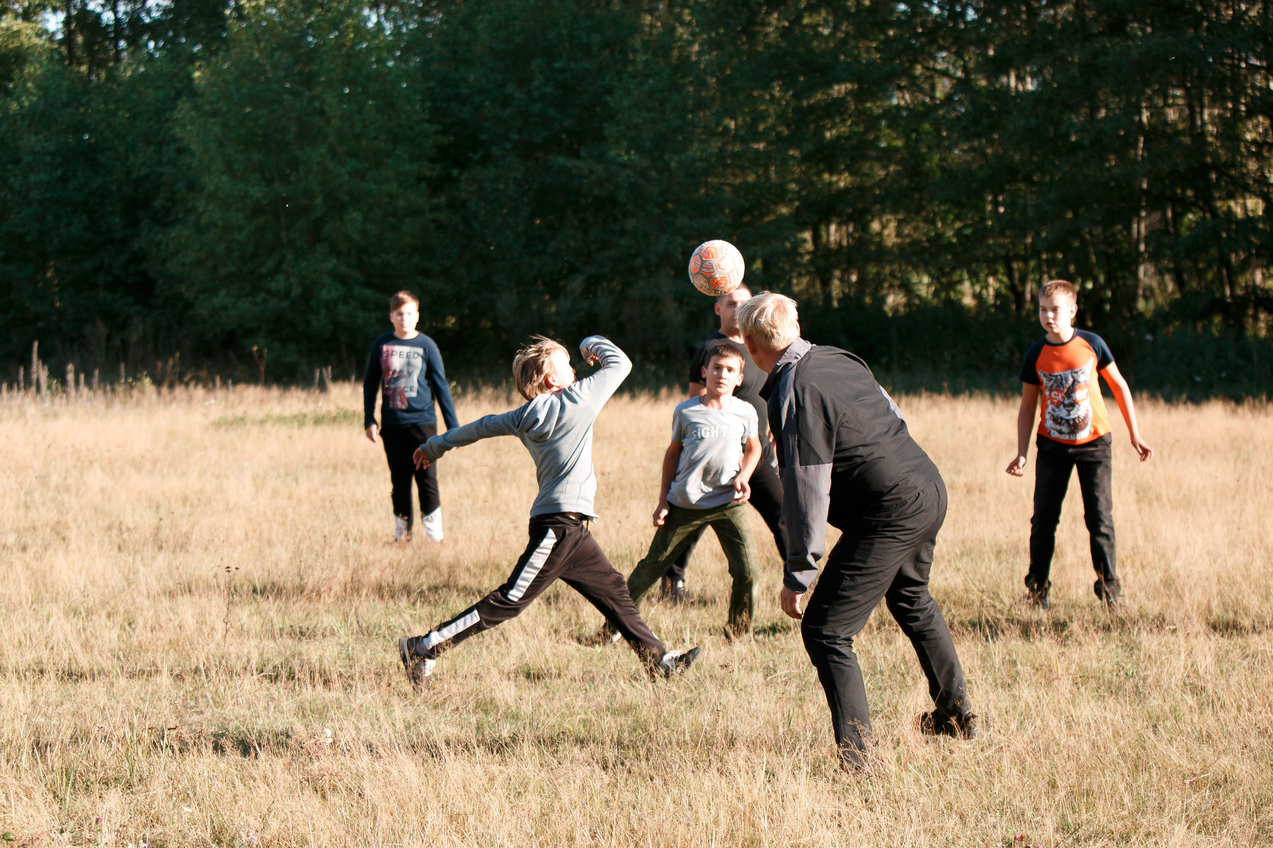 Классный отдых. Свадебный, семейный и школьный фотограф в Сызрани Максим Баталов