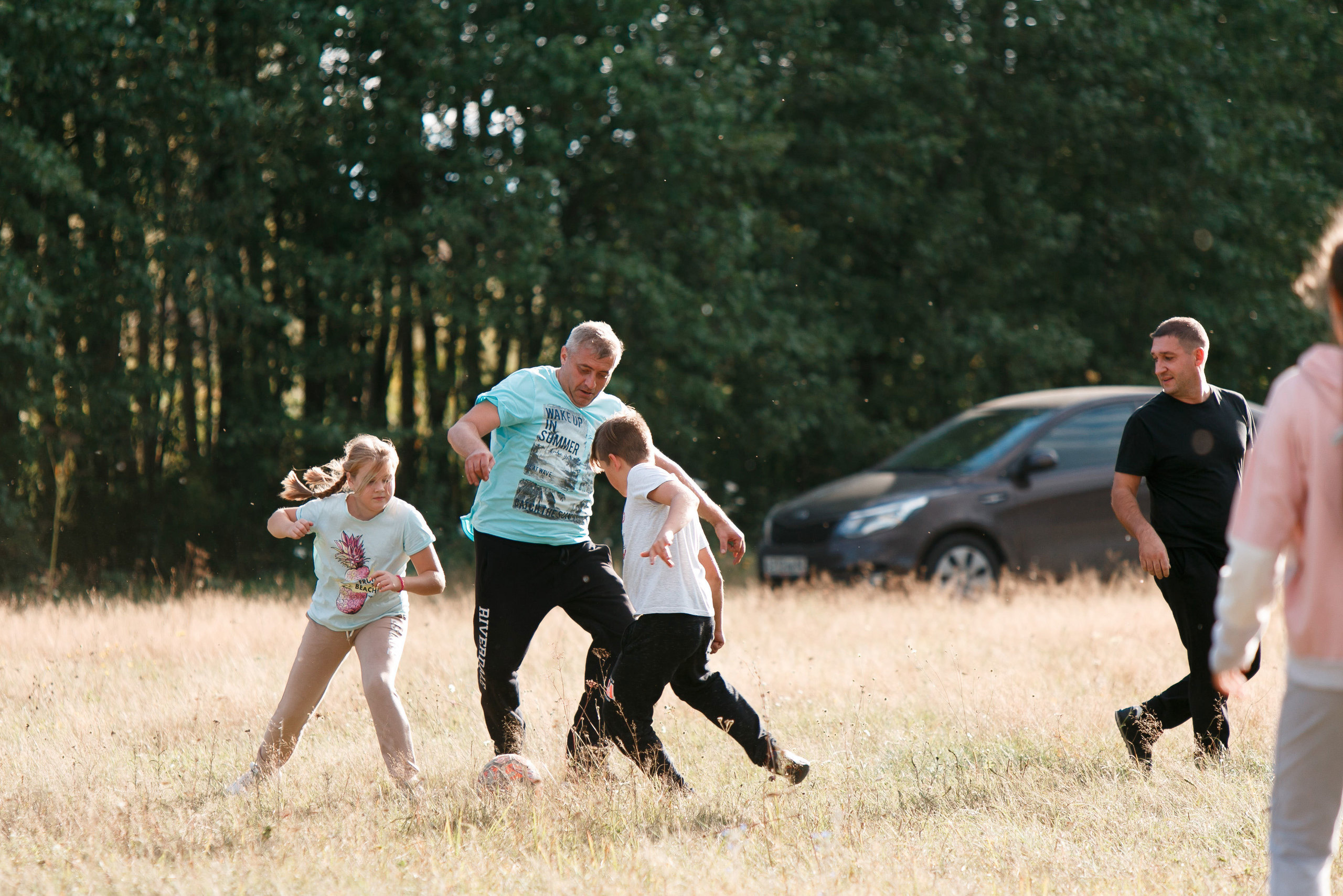 Классный отдых. Свадебный, семейный и школьный фотограф в Сызрани Максим Баталов