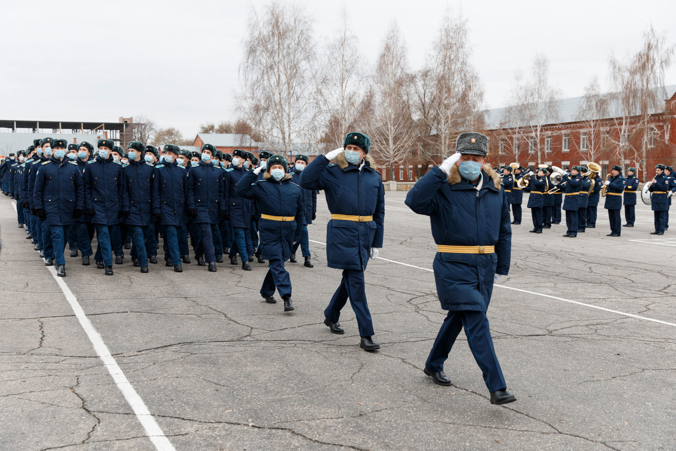 СВВАУЛ Вручение дипломов. Свадебный, семейный и школьный фотограф в Сызрани Максим Баталов