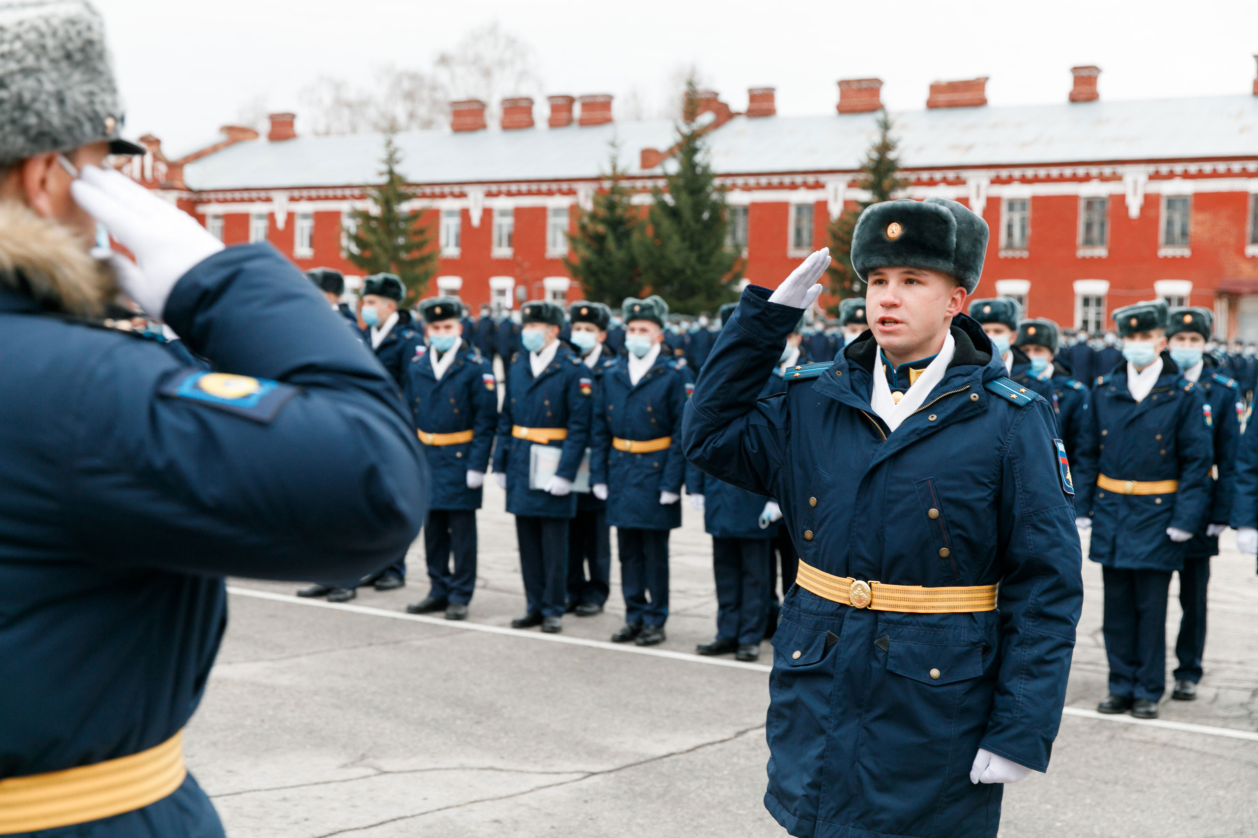 СВВАУЛ Вручение дипломов. Свадебный, семейный и школьный фотограф в Сызрани Максим Баталов