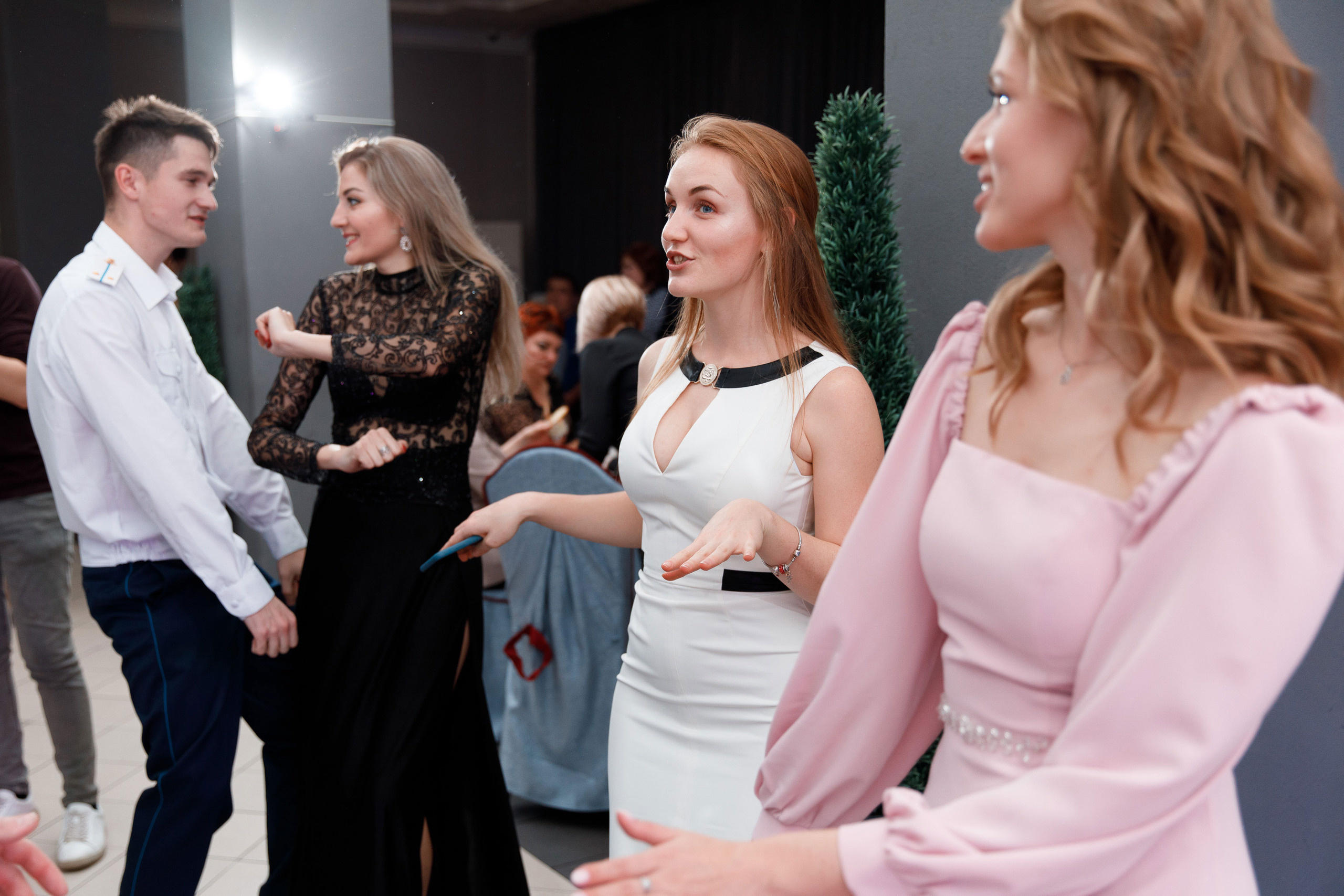 Банкет. Свадебный, семейный и школьный фотограф в Сызрани Максим Баталов