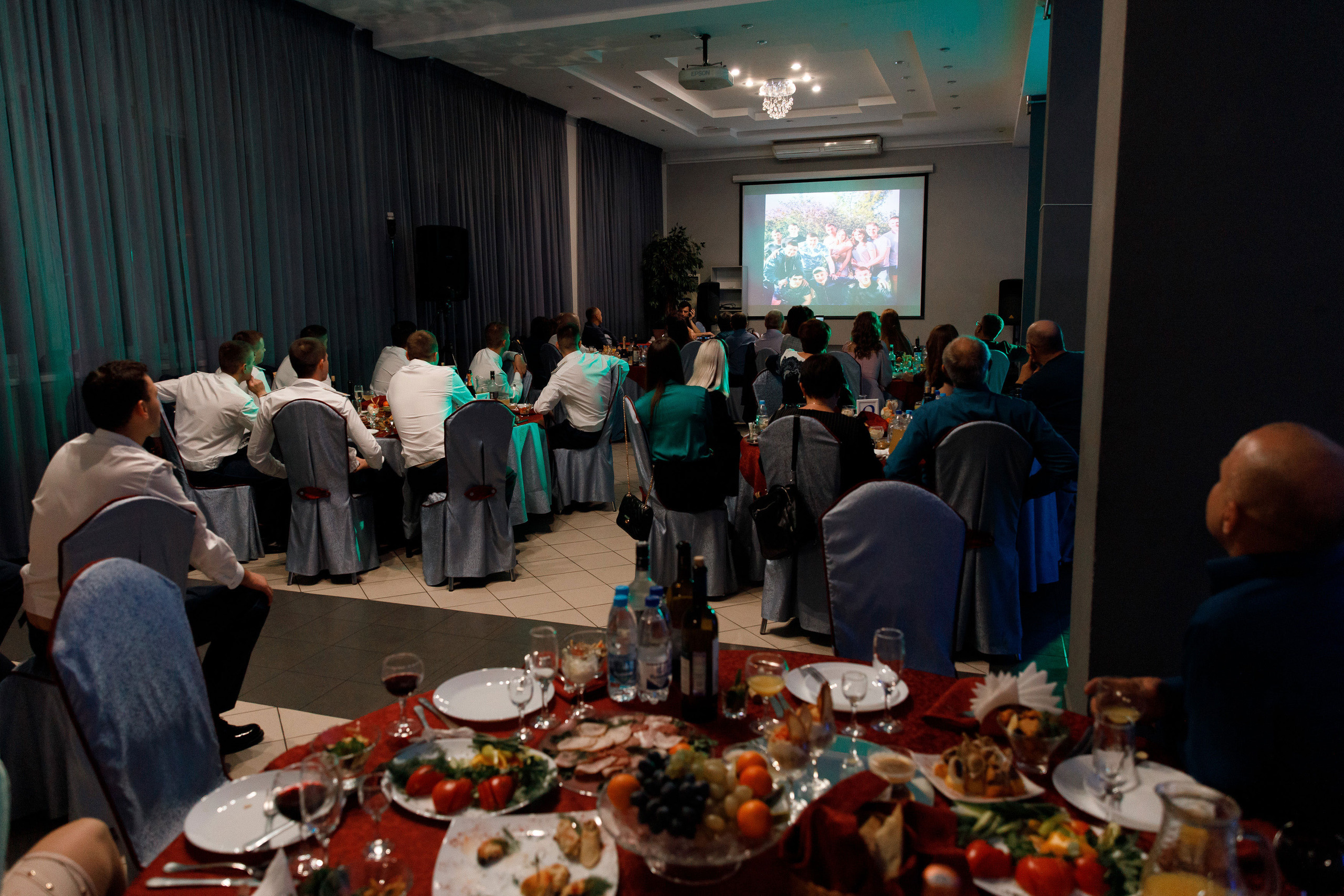 Банкет. Свадебный, семейный и школьный фотограф в Сызрани Максим Баталов