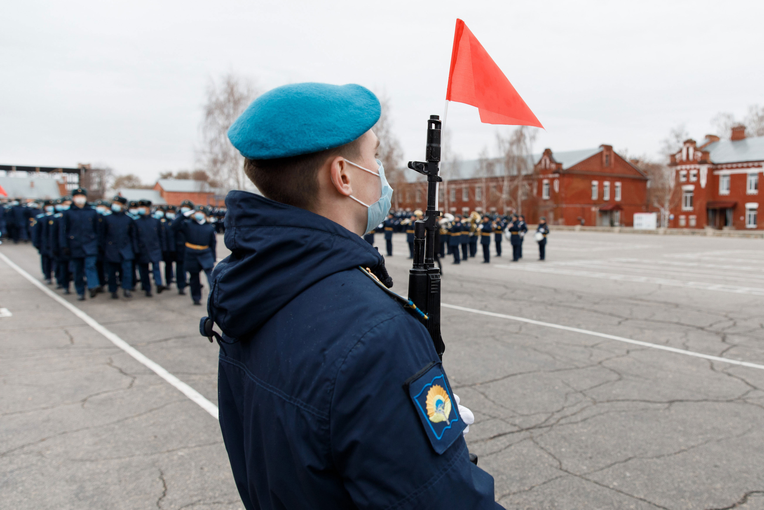 СВВАУЛ Вручение дипломов. Свадебный, семейный и школьный фотограф в Сызрани Максим Баталов
