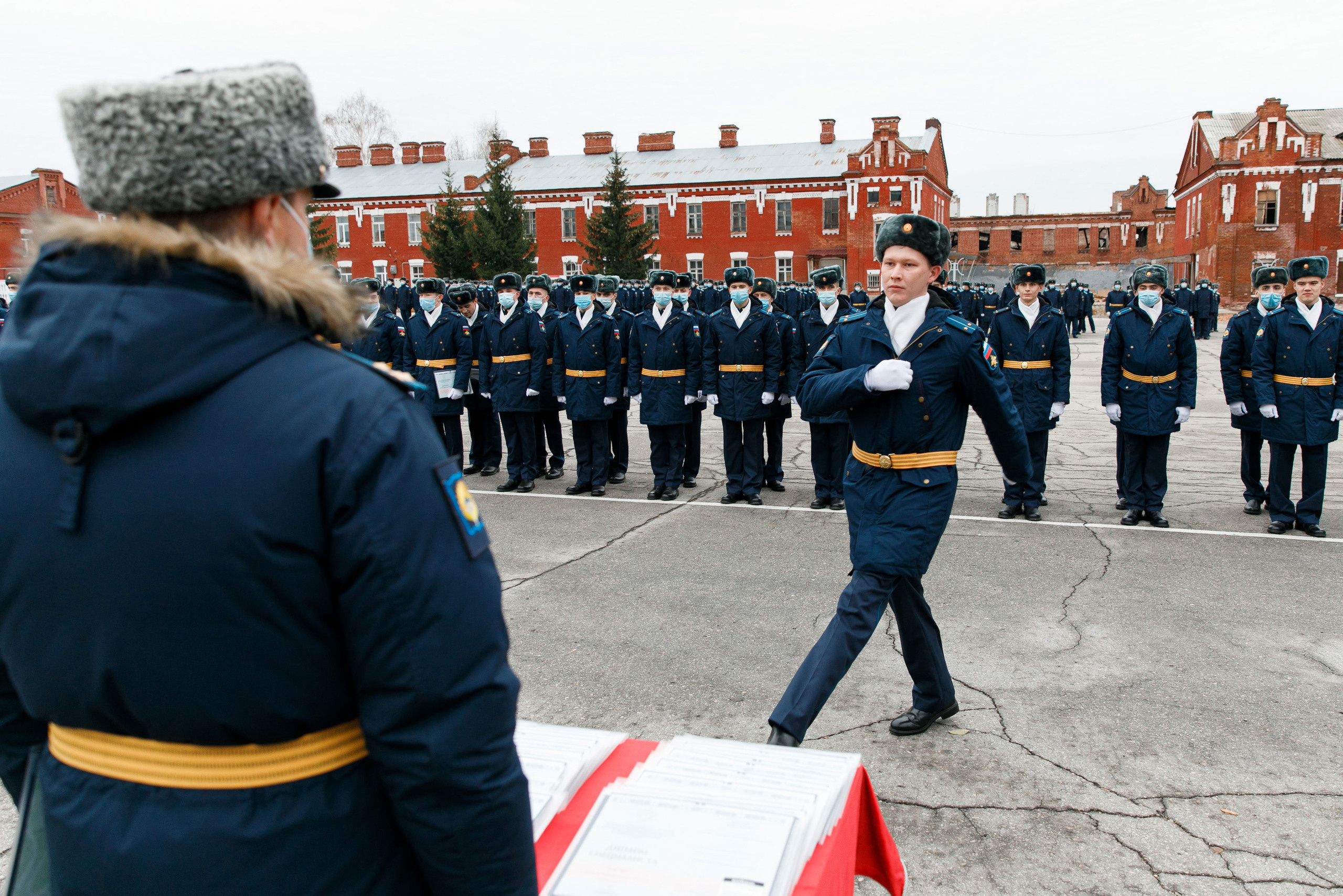 СВВАУЛ Вручение дипломов. Свадебный, семейный и школьный фотограф в Сызрани Максим Баталов