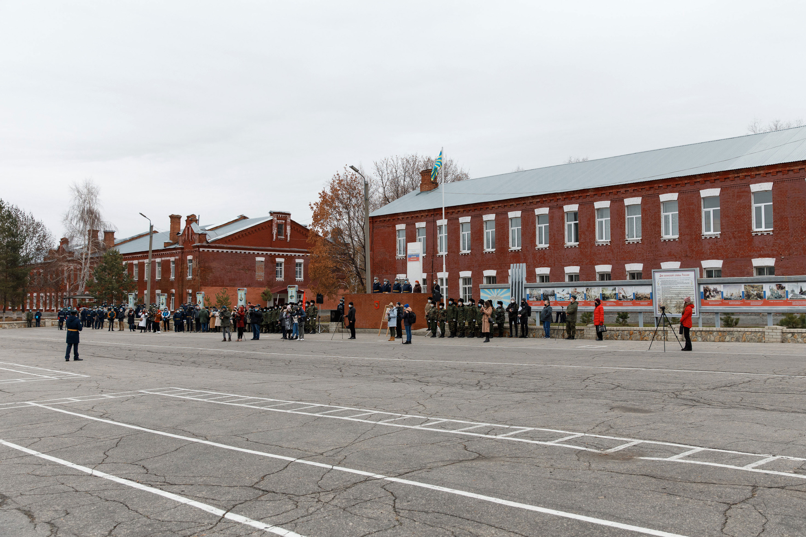 СВВАУЛ Вручение дипломов. Свадебный, семейный и школьный фотограф в Сызрани Максим Баталов