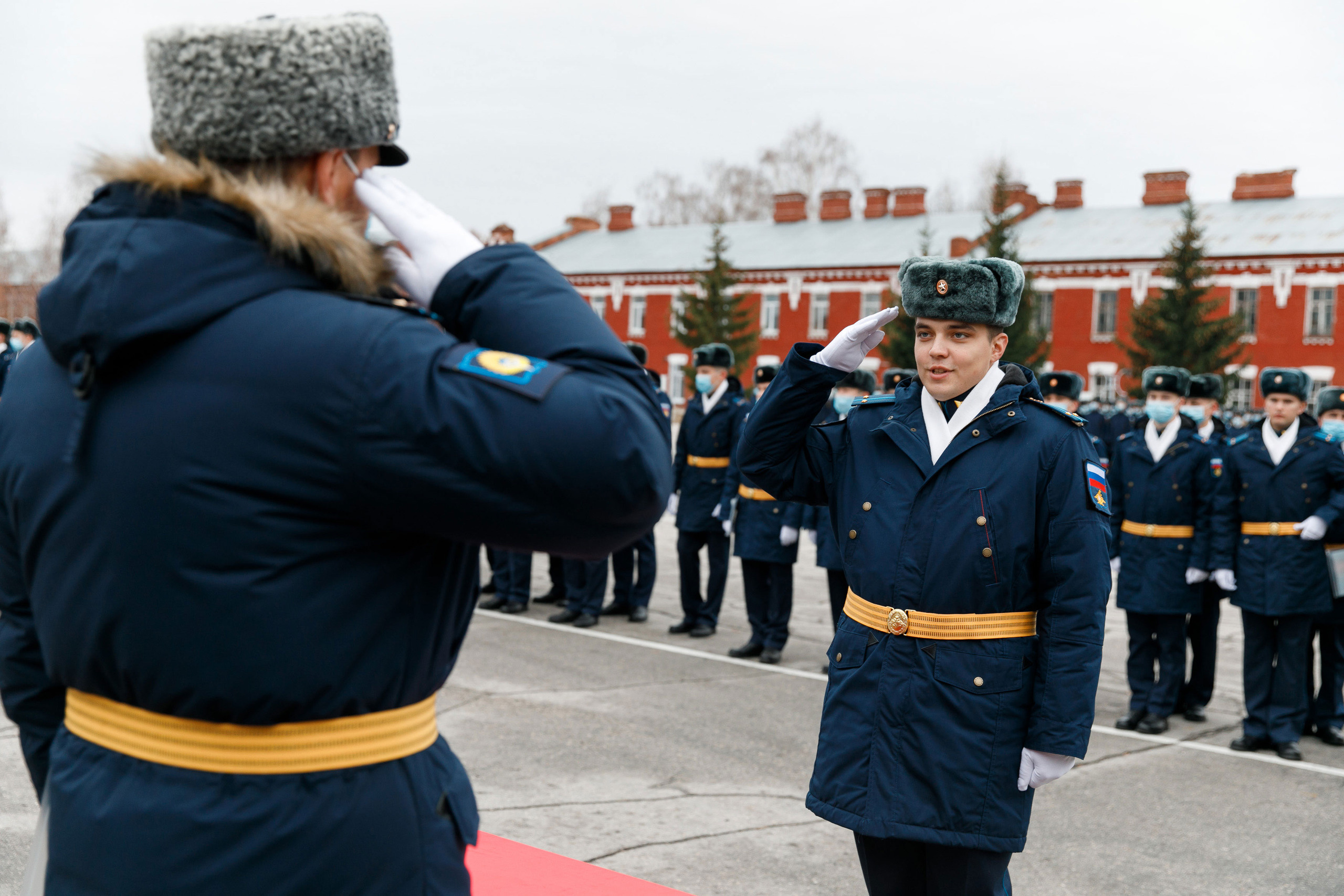 СВВАУЛ Вручение дипломов. Свадебный, семейный и школьный фотограф в Сызрани Максим Баталов