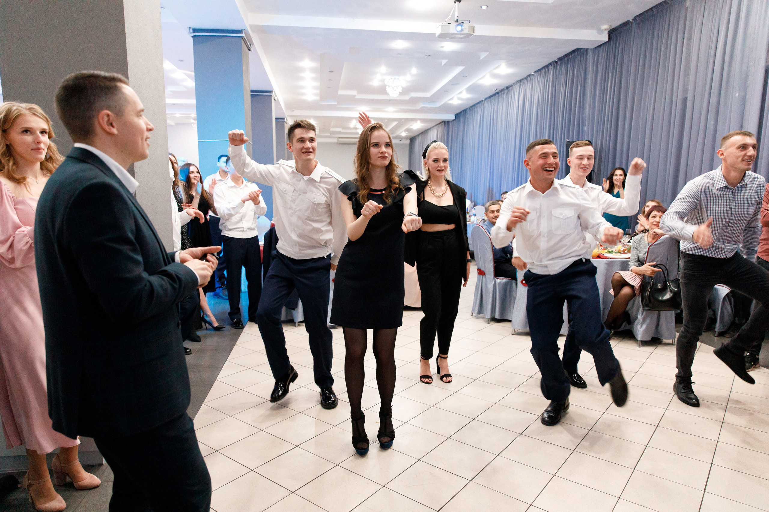 Банкет. Свадебный, семейный и школьный фотограф в Сызрани Максим Баталов