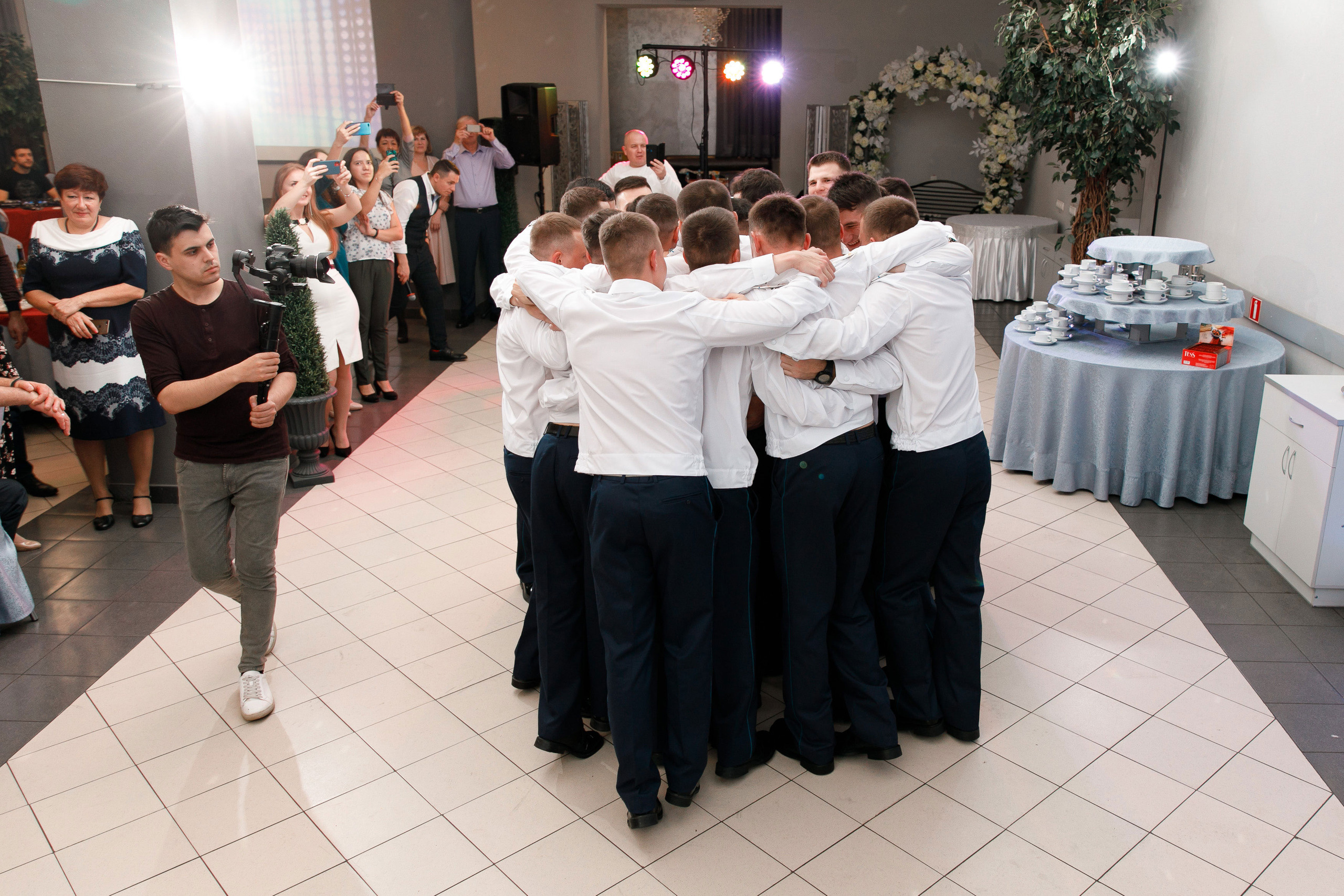 Банкет. Свадебный, семейный и школьный фотограф в Сызрани Максим Баталов