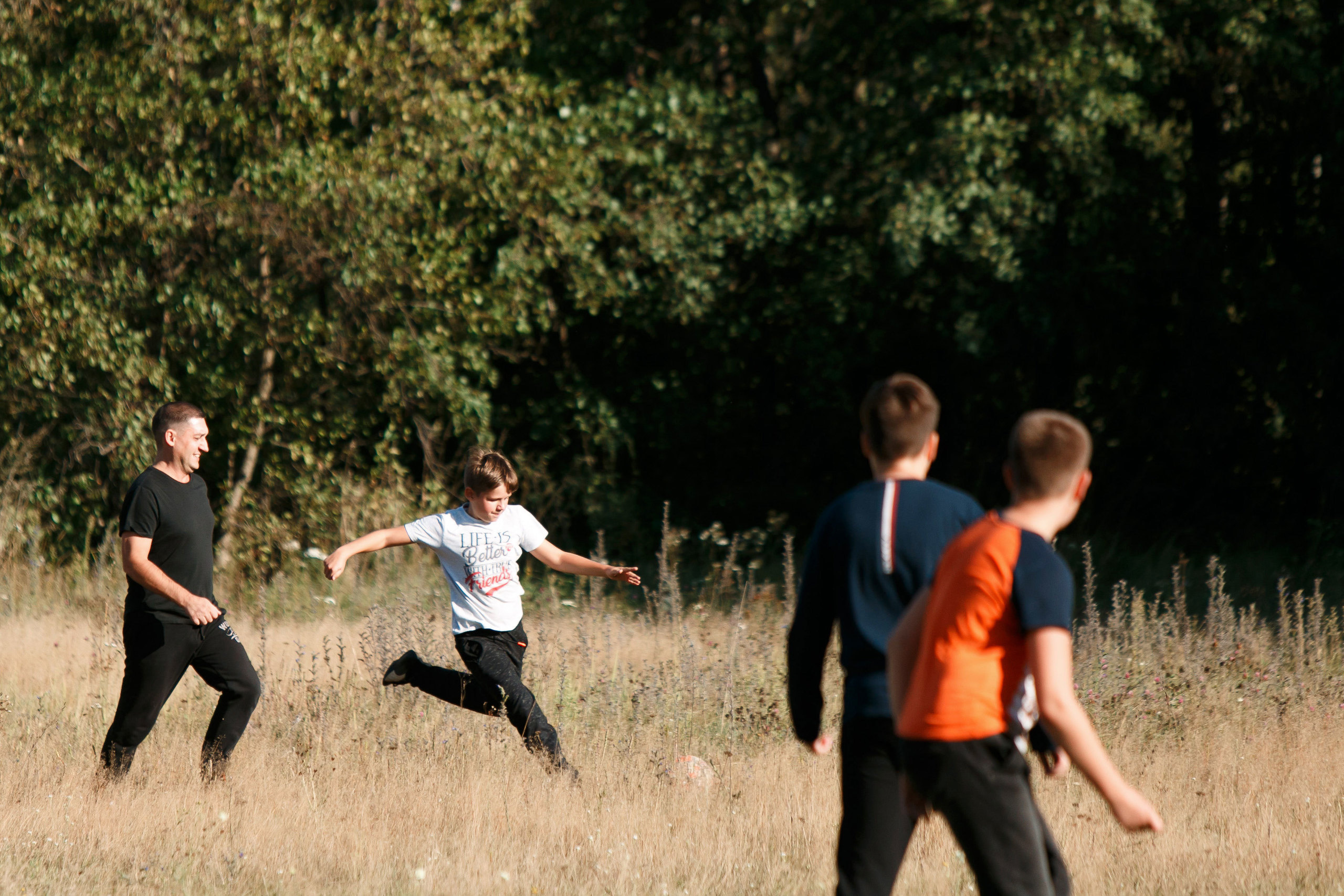 Классный отдых. Свадебный, семейный и школьный фотограф в Сызрани Максим Баталов