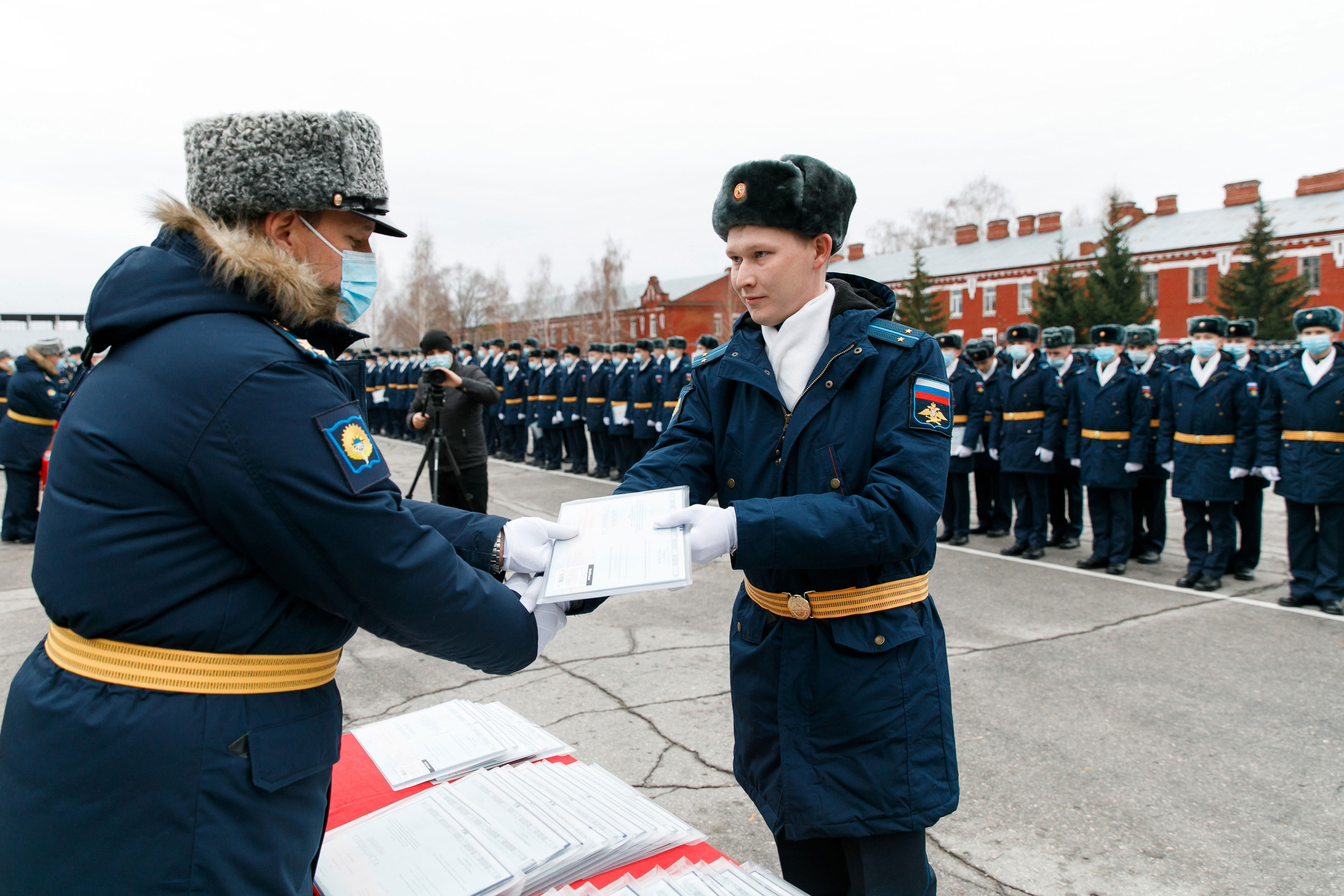 СВВАУЛ Вручение дипломов. Свадебный, семейный и школьный фотограф в Сызрани Максим Баталов