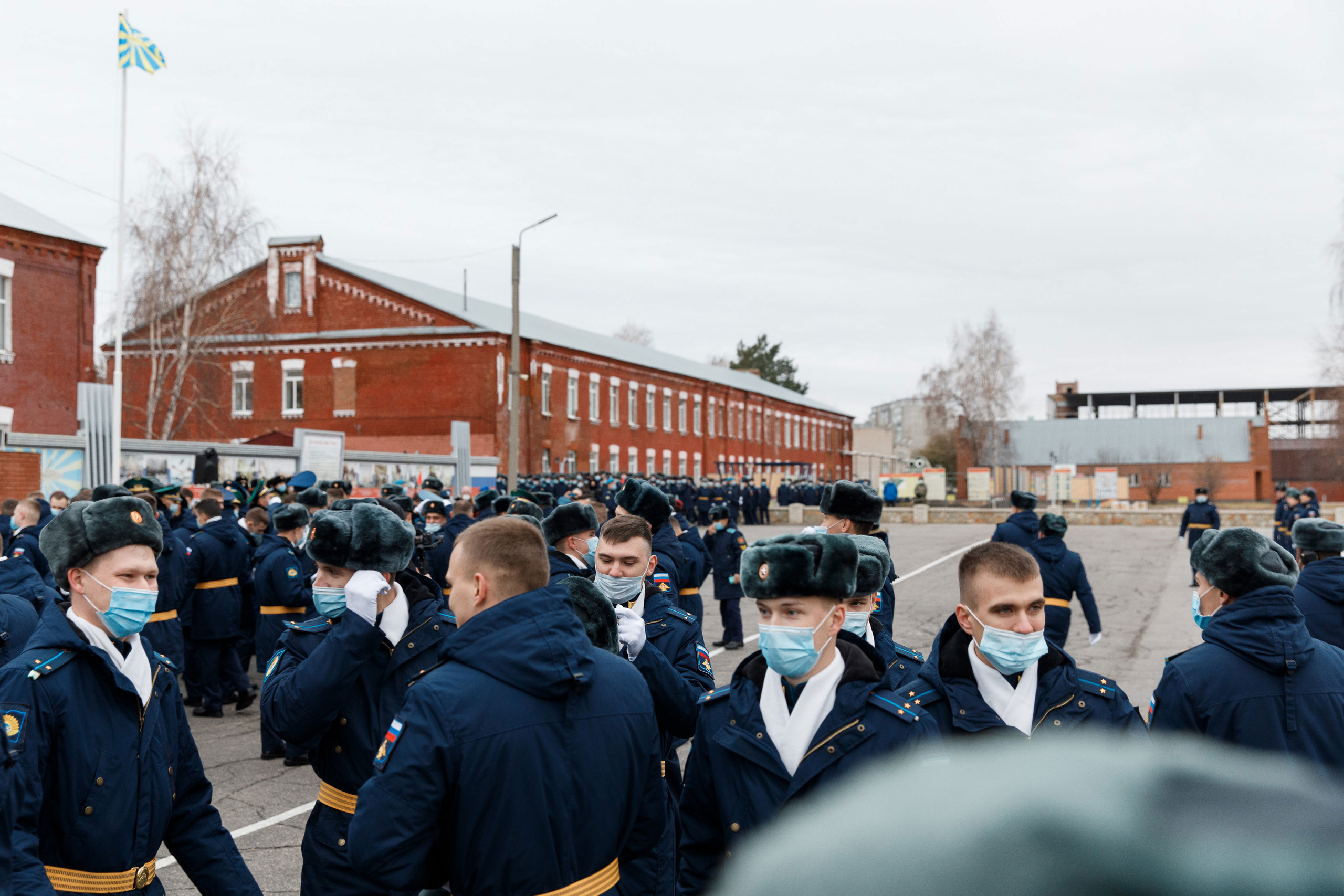 СВВАУЛ Вручение дипломов. Свадебный, семейный и школьный фотограф в Сызрани Максим Баталов