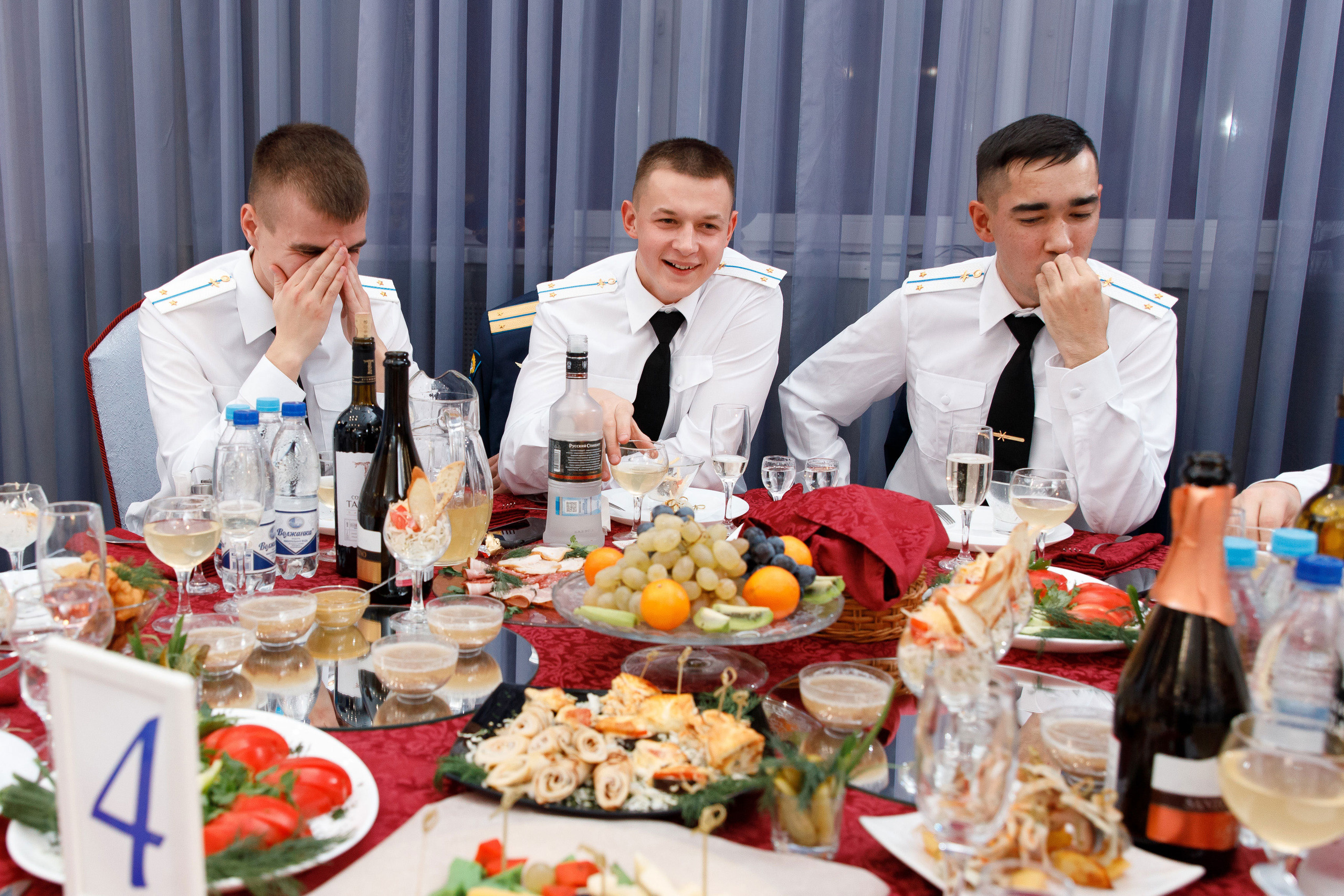 Банкет. Свадебный, семейный и школьный фотограф в Сызрани Максим Баталов