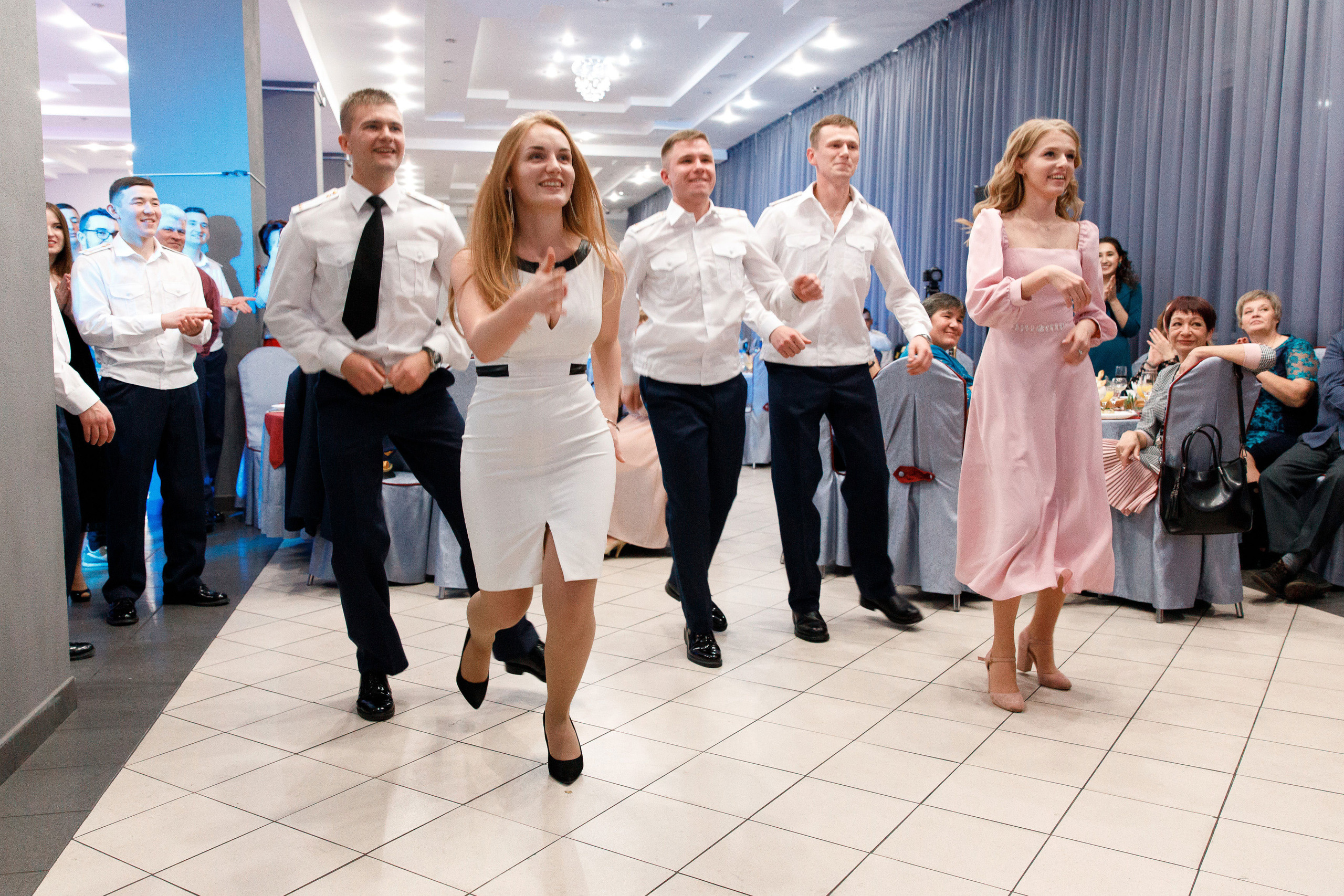 Банкет. Свадебный, семейный и школьный фотограф в Сызрани Максим Баталов