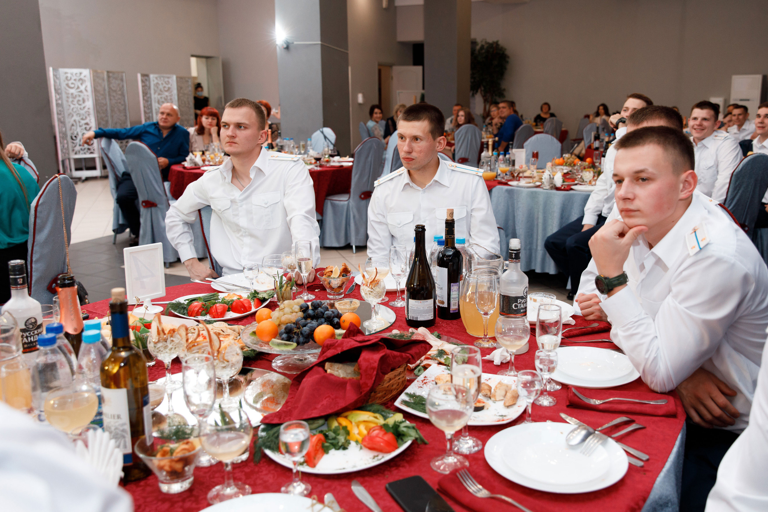 Банкет. Свадебный, семейный и школьный фотограф в Сызрани Максим Баталов