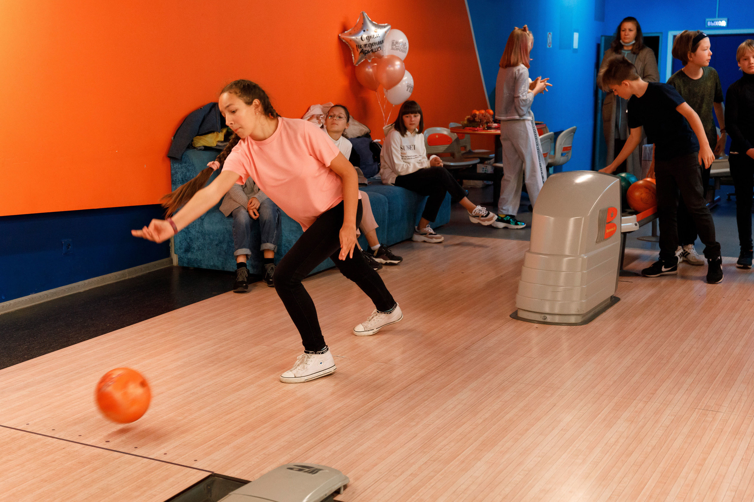 Боулинг. Свадебный, семейный и школьный фотограф в Сызрани Максим Баталов
