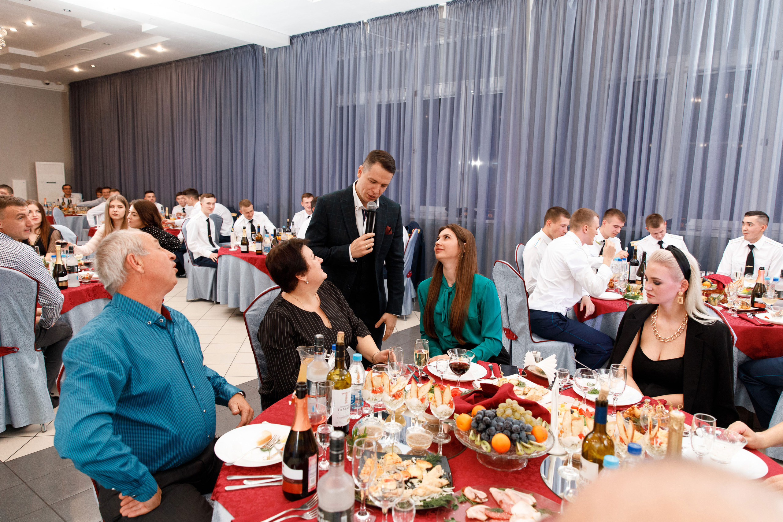 Банкет. Свадебный, семейный и школьный фотограф в Сызрани Максим Баталов