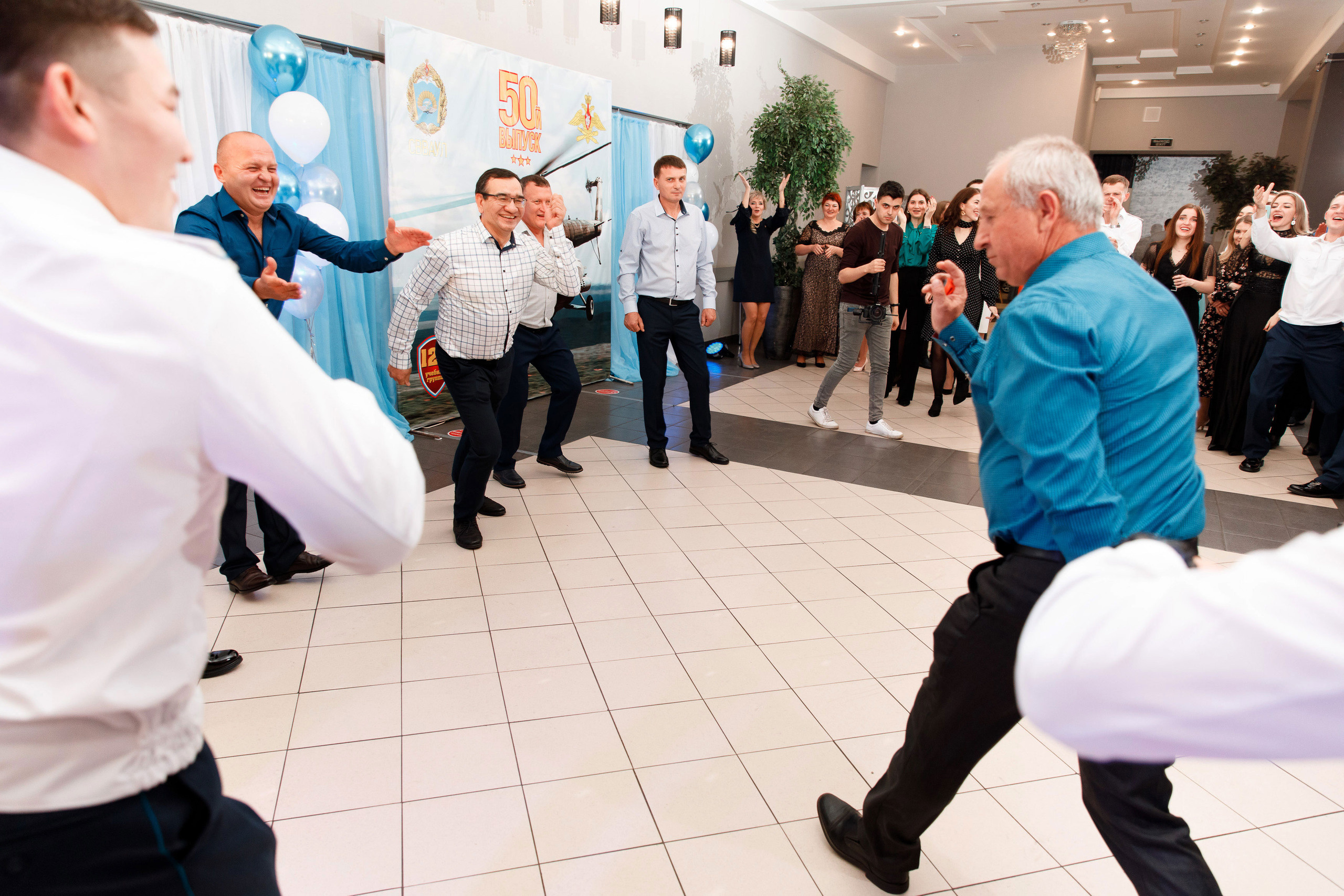 Банкет. Свадебный, семейный и школьный фотограф в Сызрани Максим Баталов