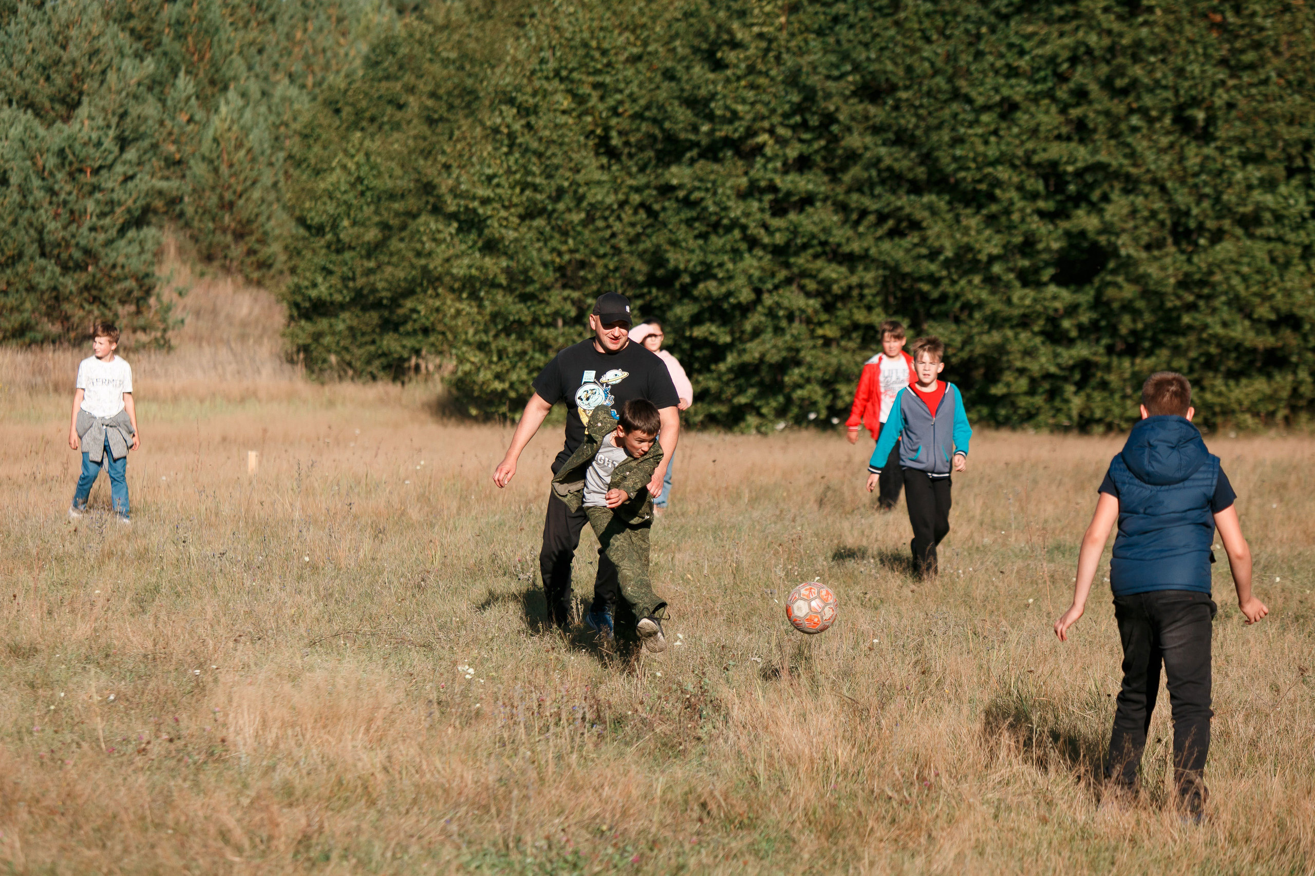 Классный отдых. Свадебный, семейный и школьный фотограф в Сызрани Максим Баталов