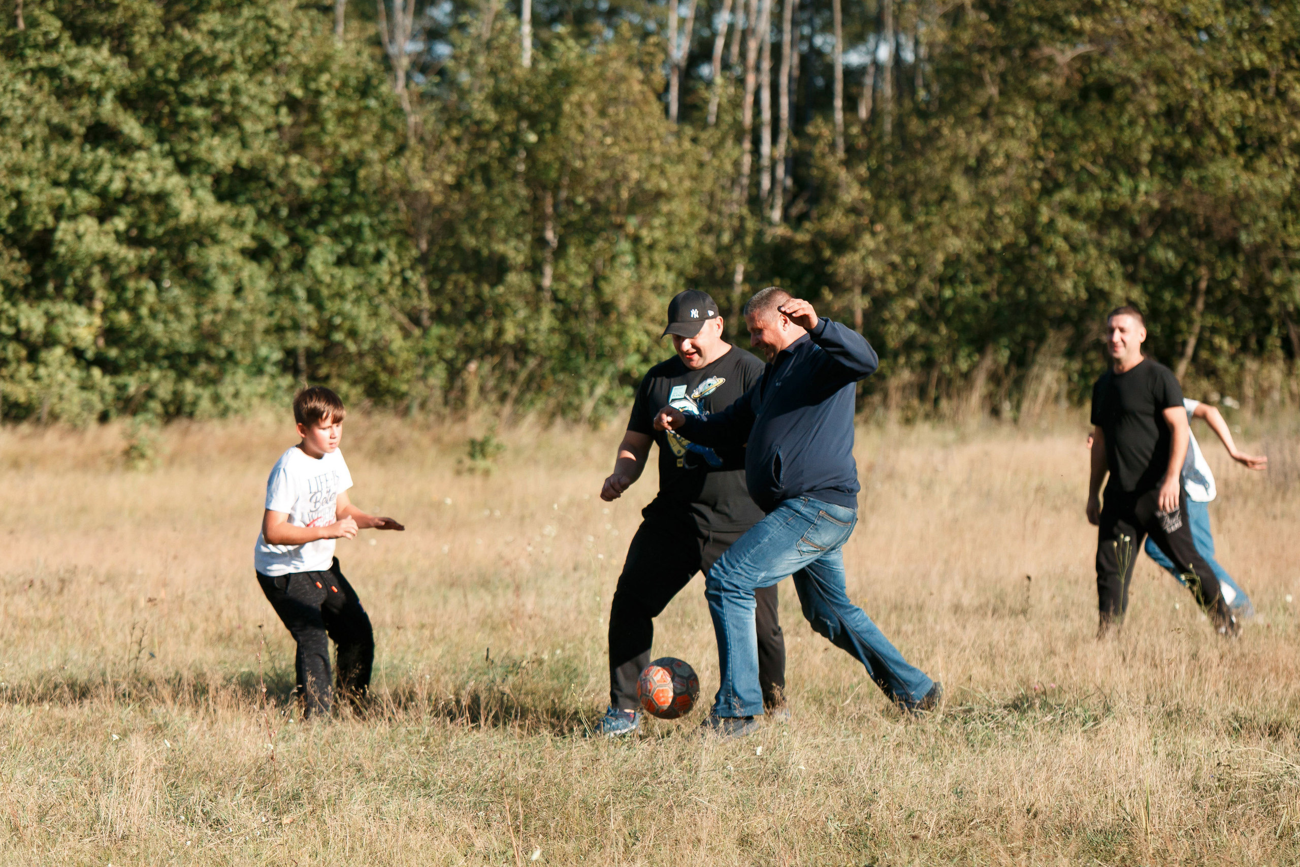 Классный отдых. Свадебный, семейный и школьный фотограф в Сызрани Максим Баталов