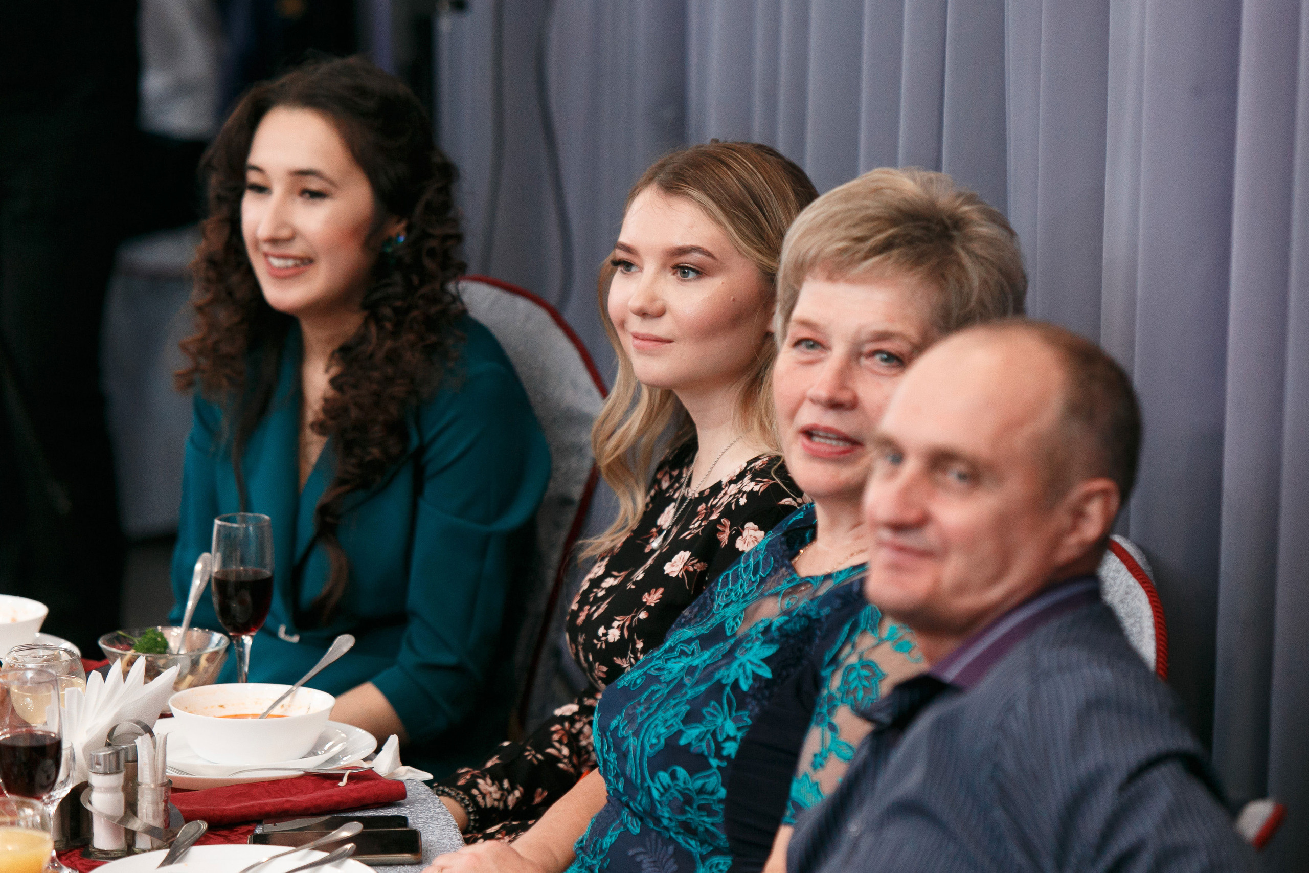 Банкет. Свадебный, семейный и школьный фотограф в Сызрани Максим Баталов