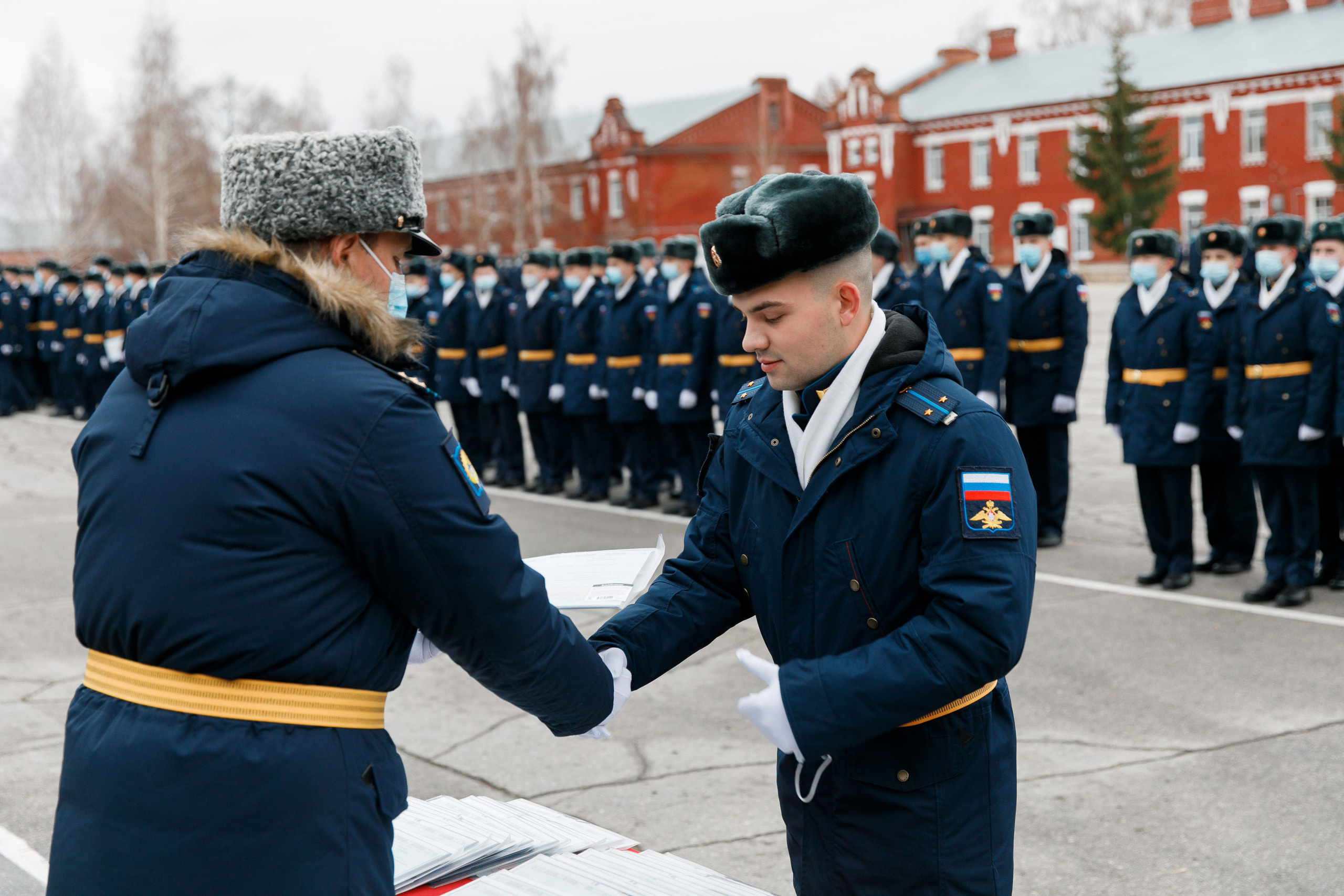 СВВАУЛ Вручение дипломов. Свадебный, семейный и школьный фотограф в Сызрани Максим Баталов