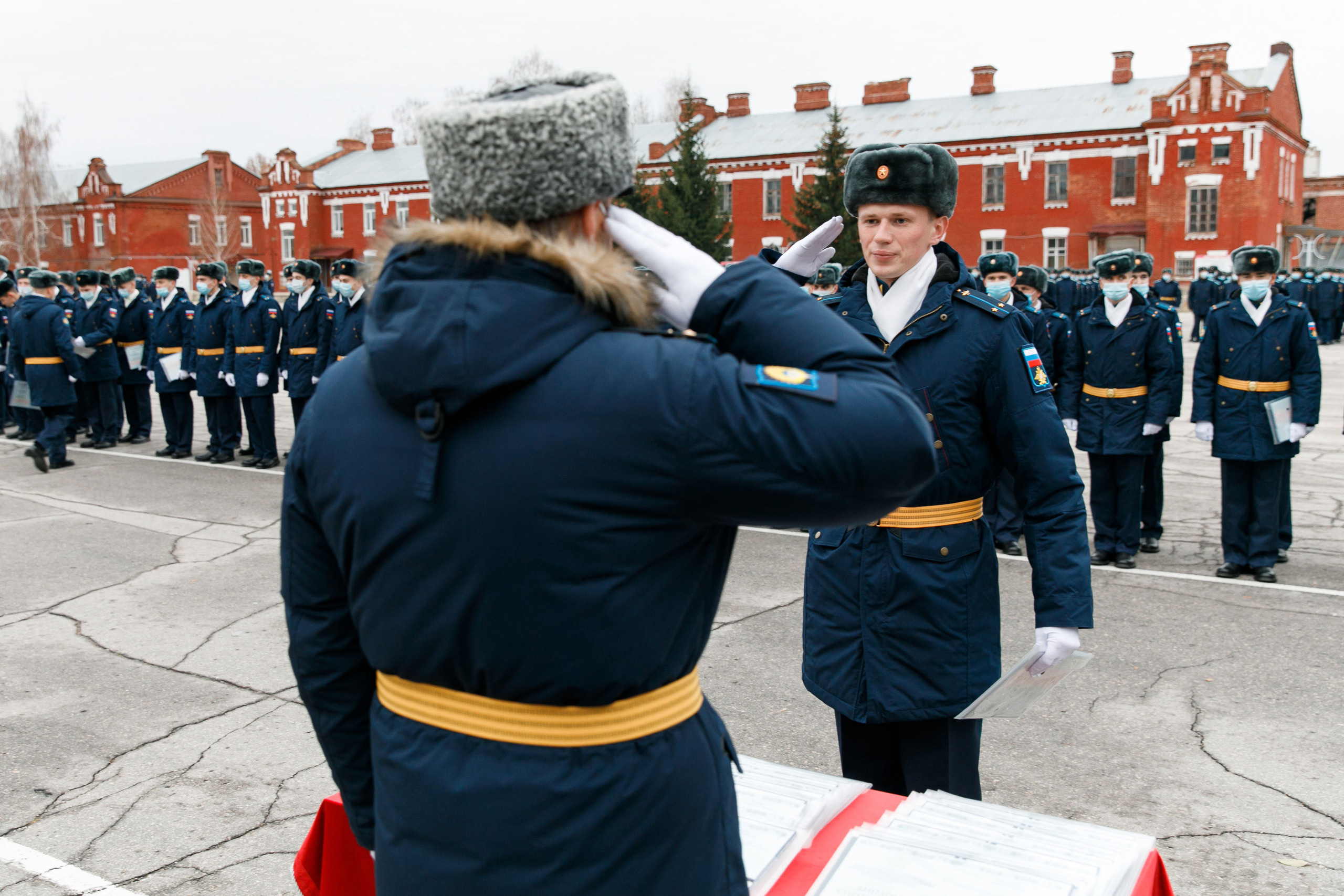 СВВАУЛ Вручение дипломов. Свадебный, семейный и школьный фотограф в Сызрани Максим Баталов