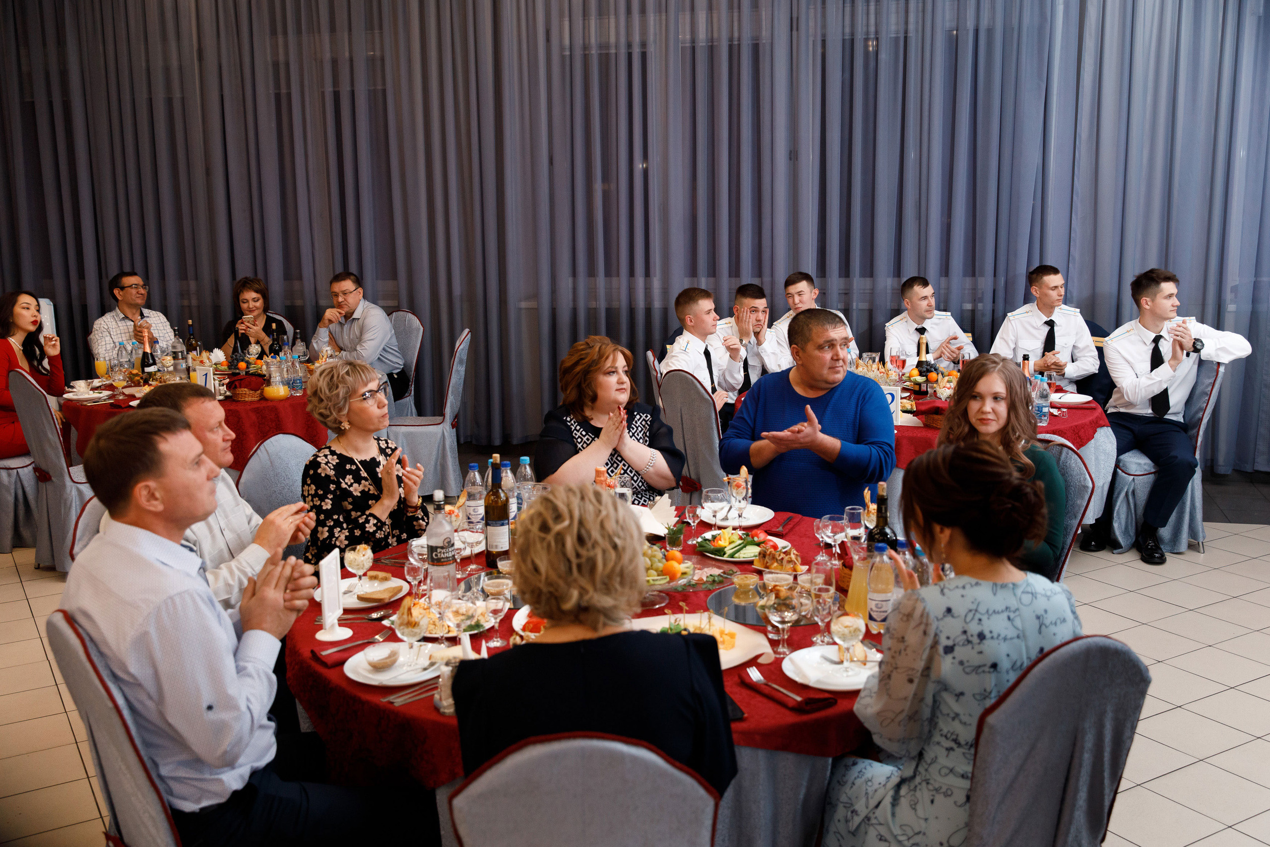 Банкет. Свадебный, семейный и школьный фотограф в Сызрани Максим Баталов