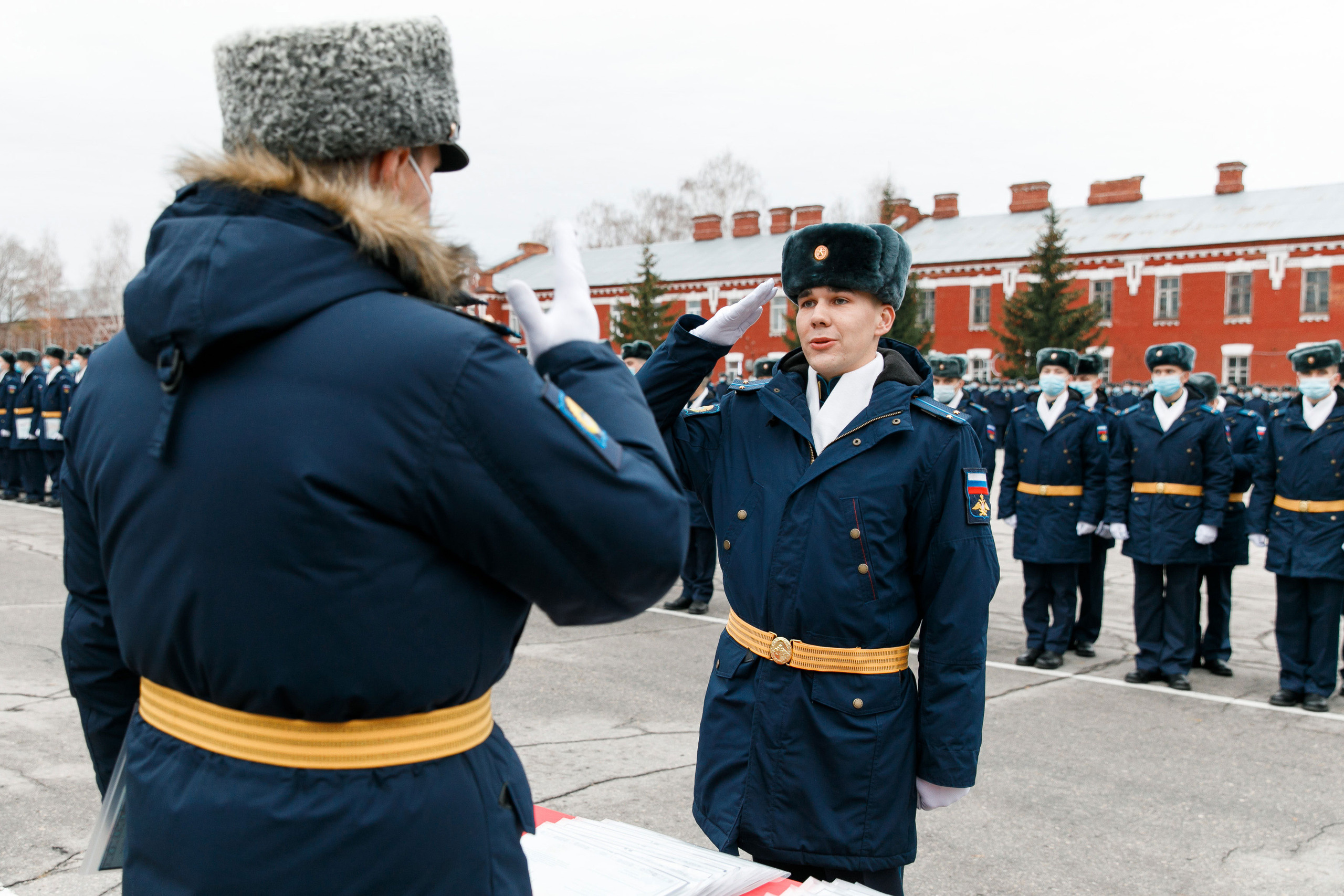 СВВАУЛ Вручение дипломов. Свадебный, семейный и школьный фотограф в Сызрани Максим Баталов