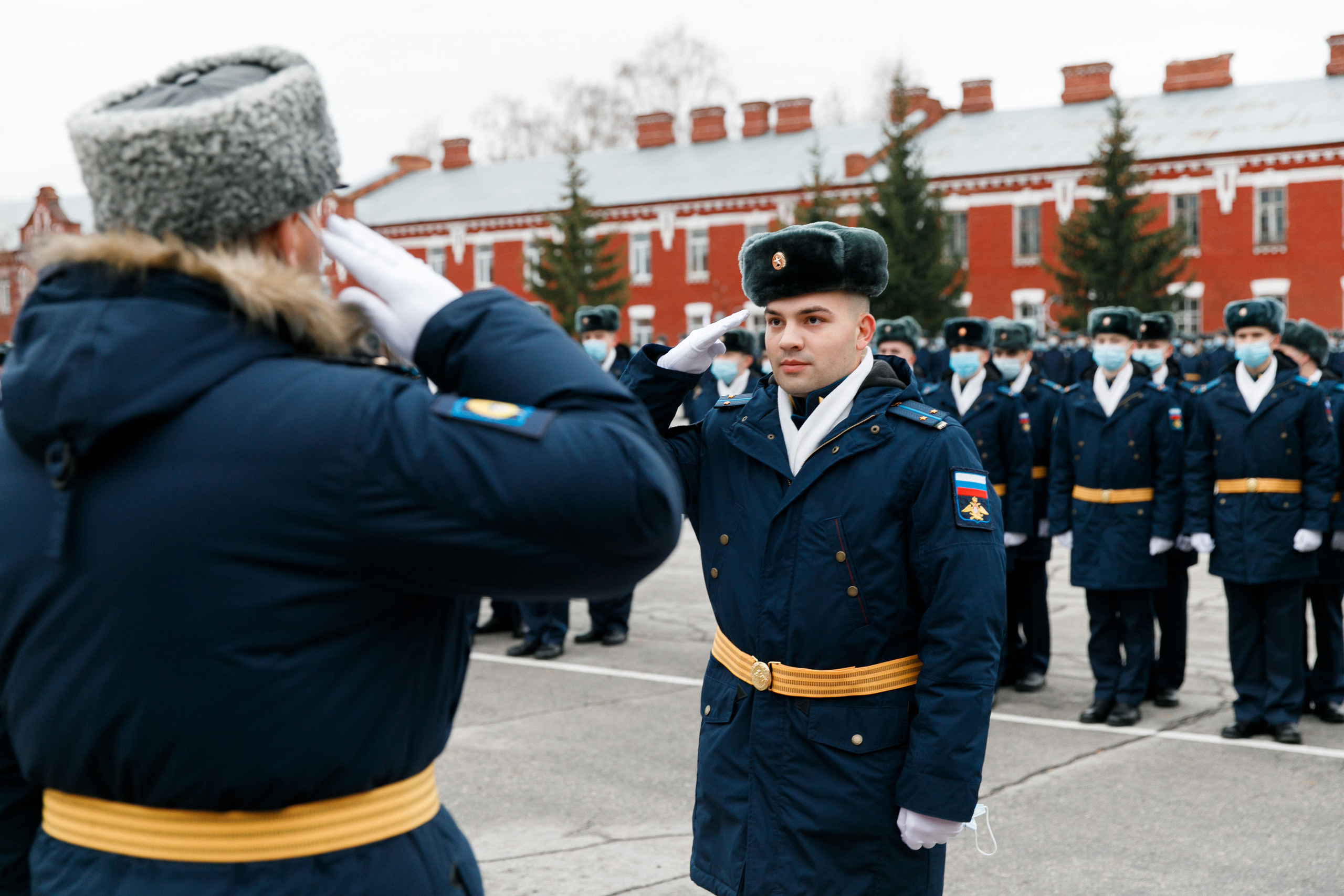 СВВАУЛ Вручение дипломов. Свадебный, семейный и школьный фотограф в Сызрани Максим Баталов