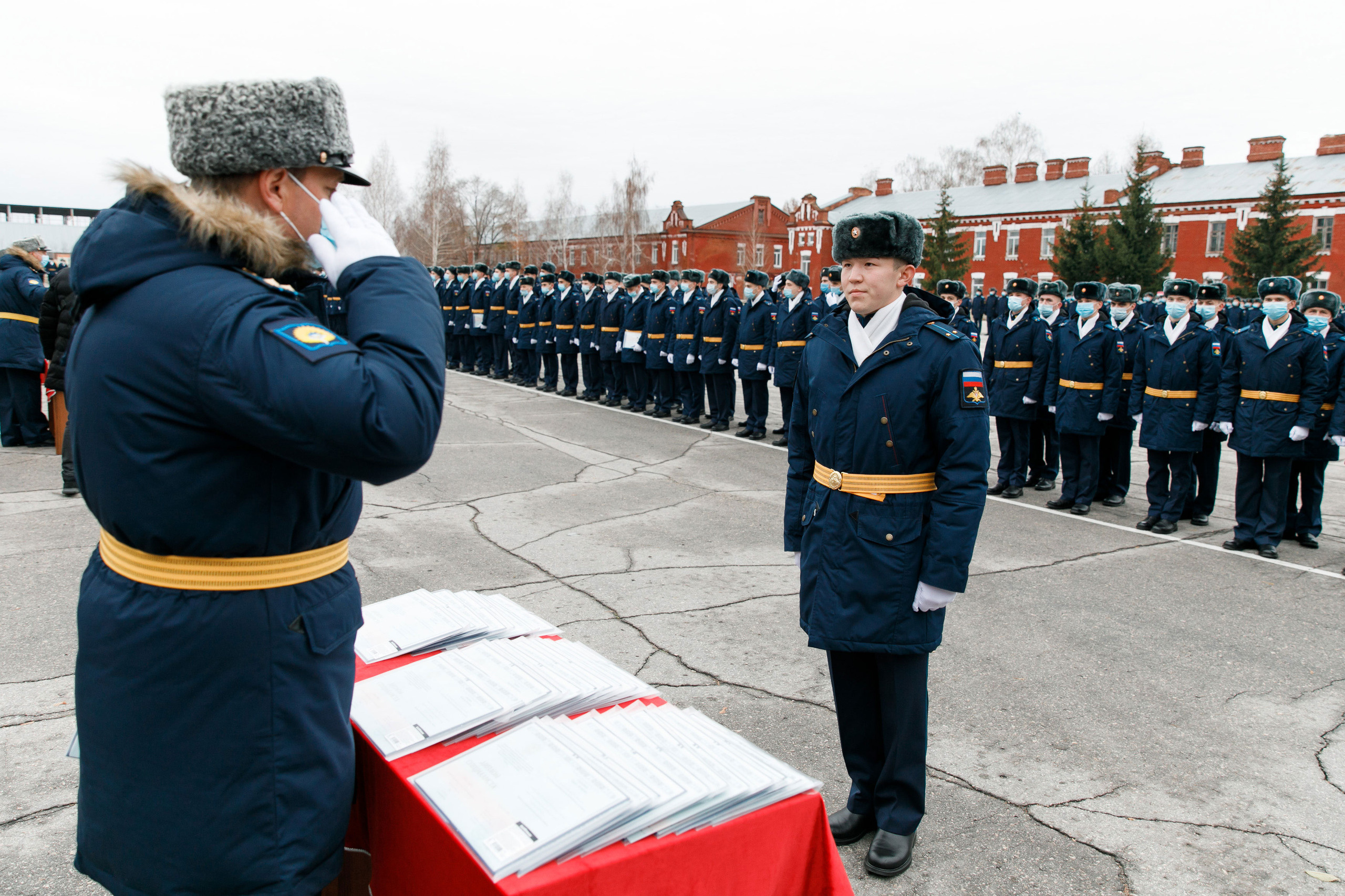 СВВАУЛ Вручение дипломов. Свадебный, семейный и школьный фотограф в Сызрани Максим Баталов