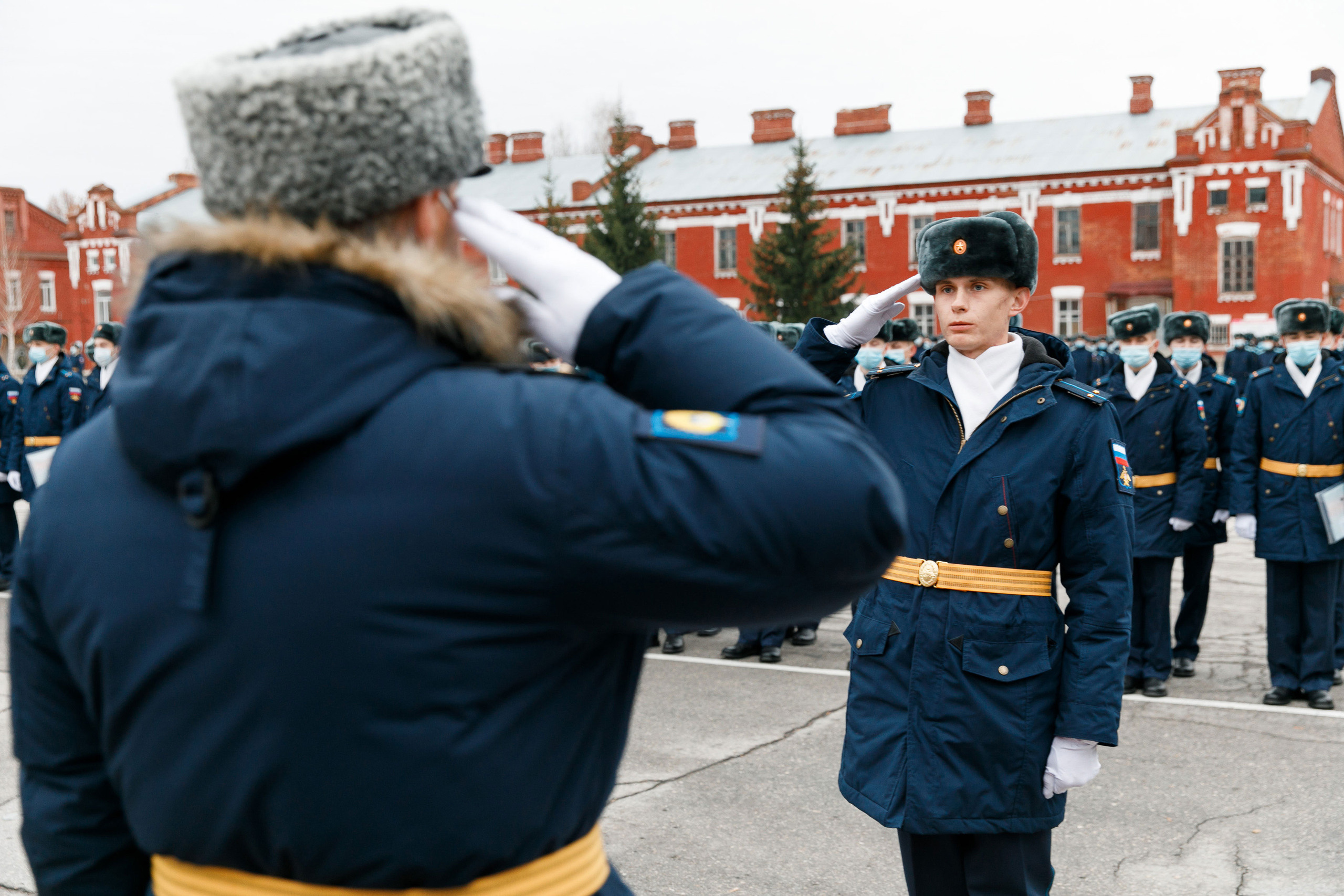 СВВАУЛ Вручение дипломов. Свадебный, семейный и школьный фотограф в Сызрани Максим Баталов