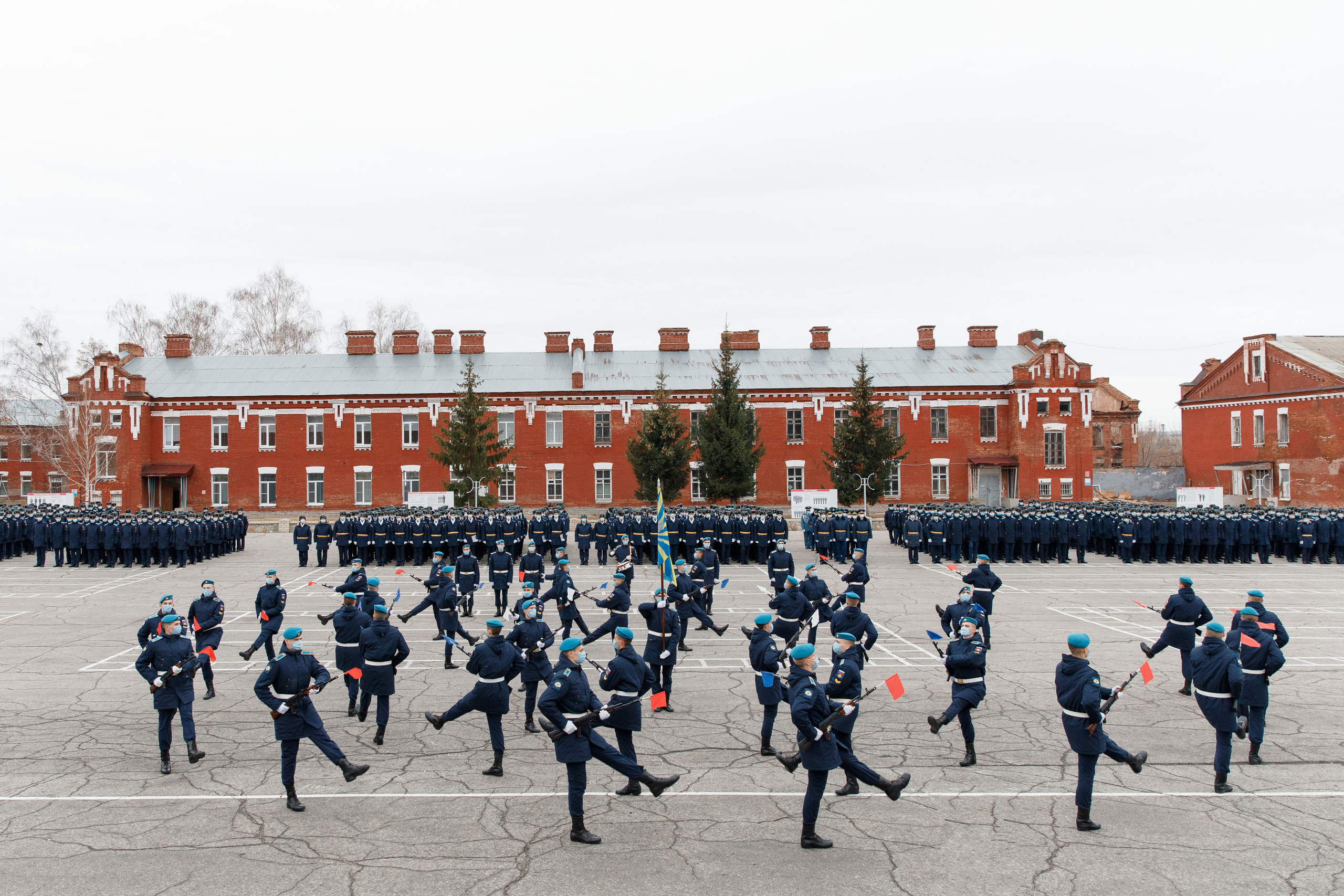 СВВАУЛ Вручение дипломов. Свадебный, семейный и школьный фотограф в Сызрани Максим Баталов