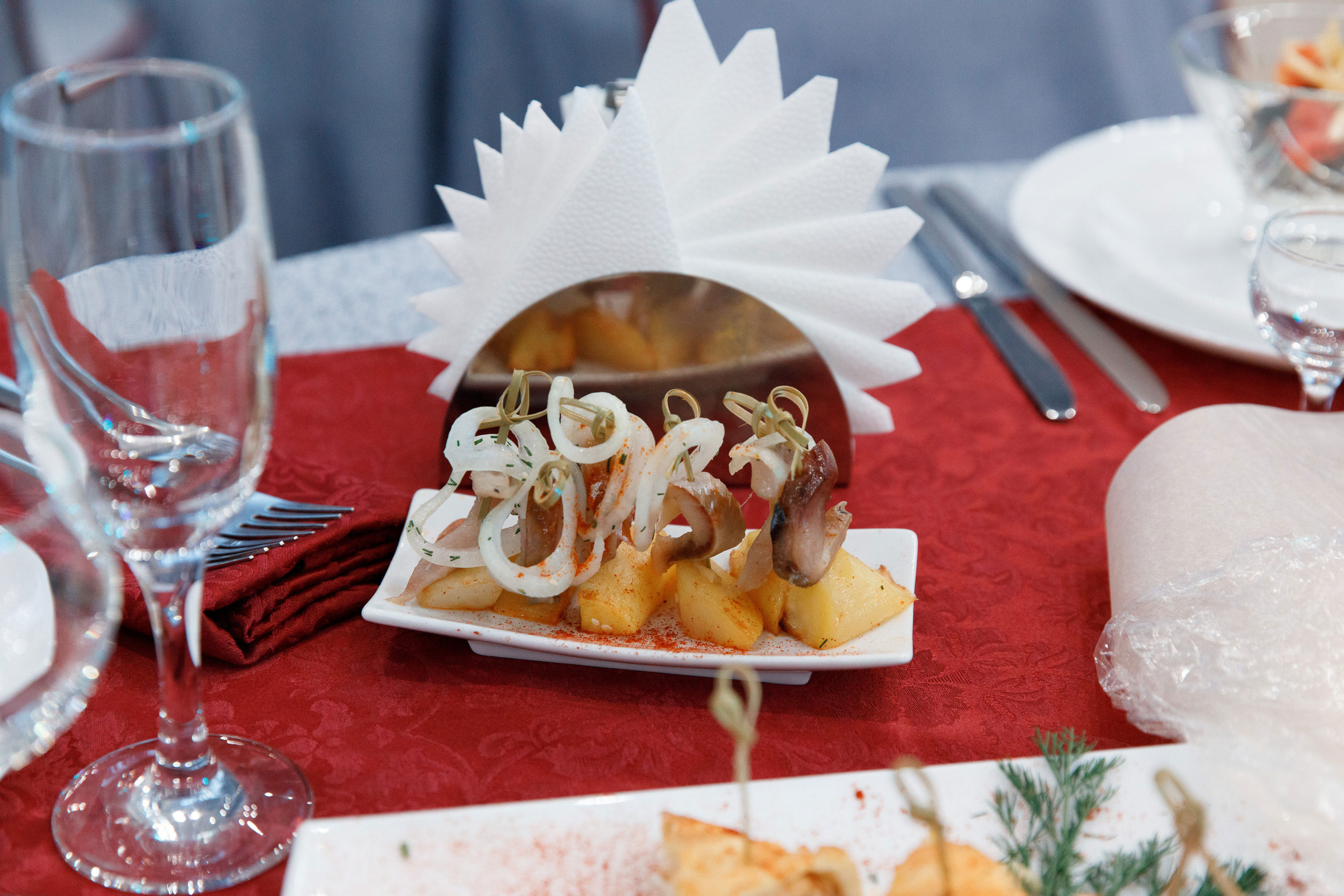 Банкет. Свадебный, семейный и школьный фотограф в Сызрани Максим Баталов