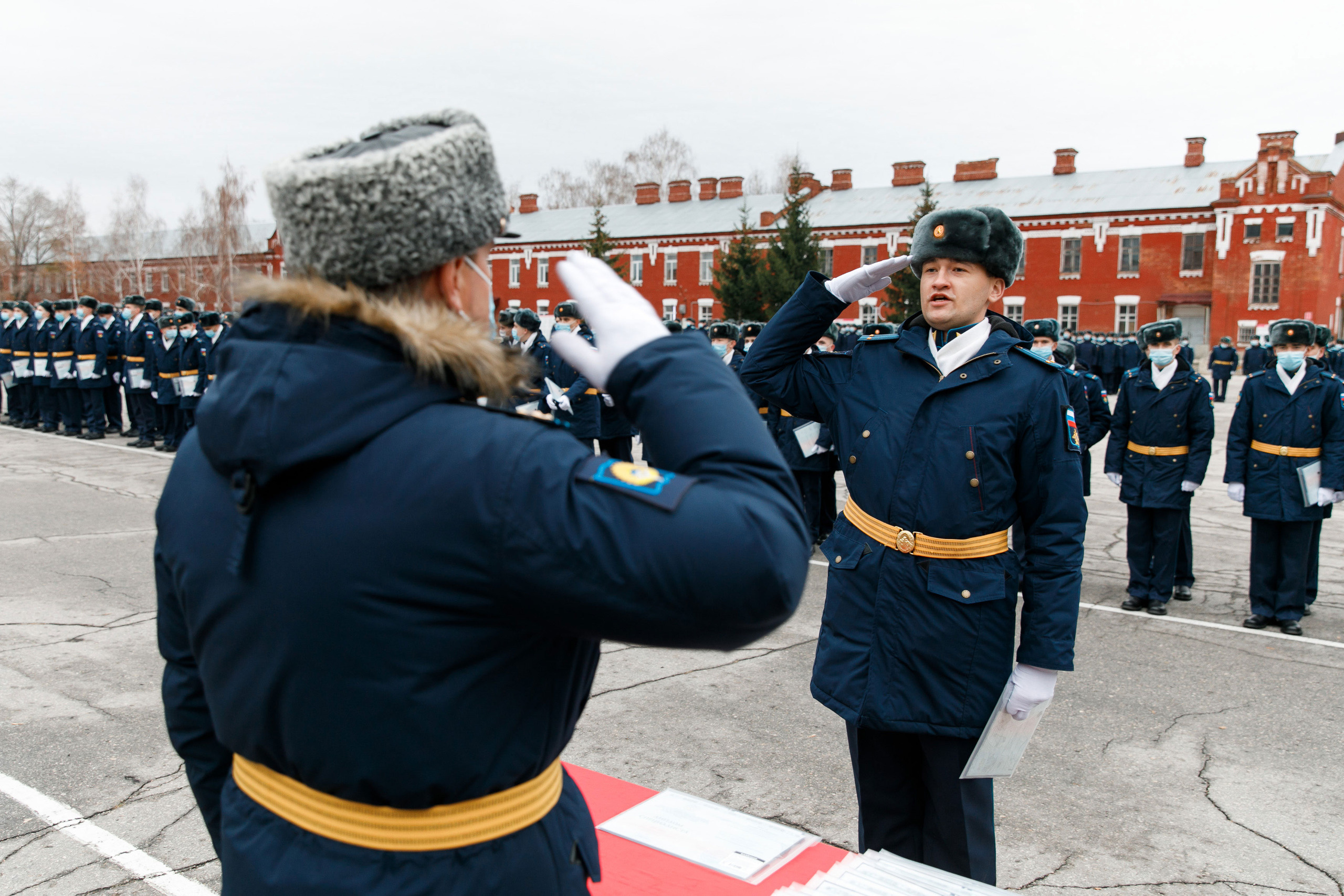 СВВАУЛ Вручение дипломов. Свадебный, семейный и школьный фотограф в Сызрани Максим Баталов