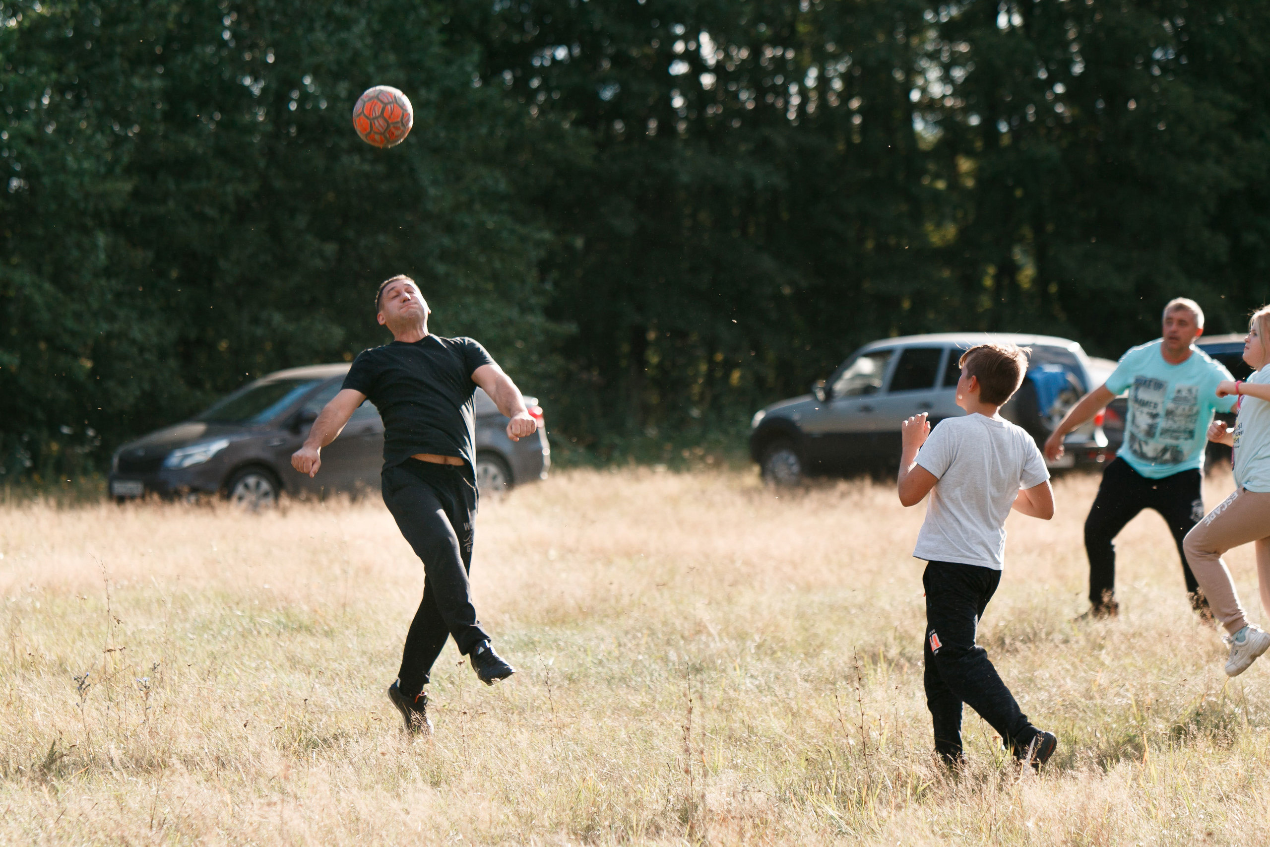 Классный отдых. Свадебный, семейный и школьный фотограф в Сызрани Максим Баталов