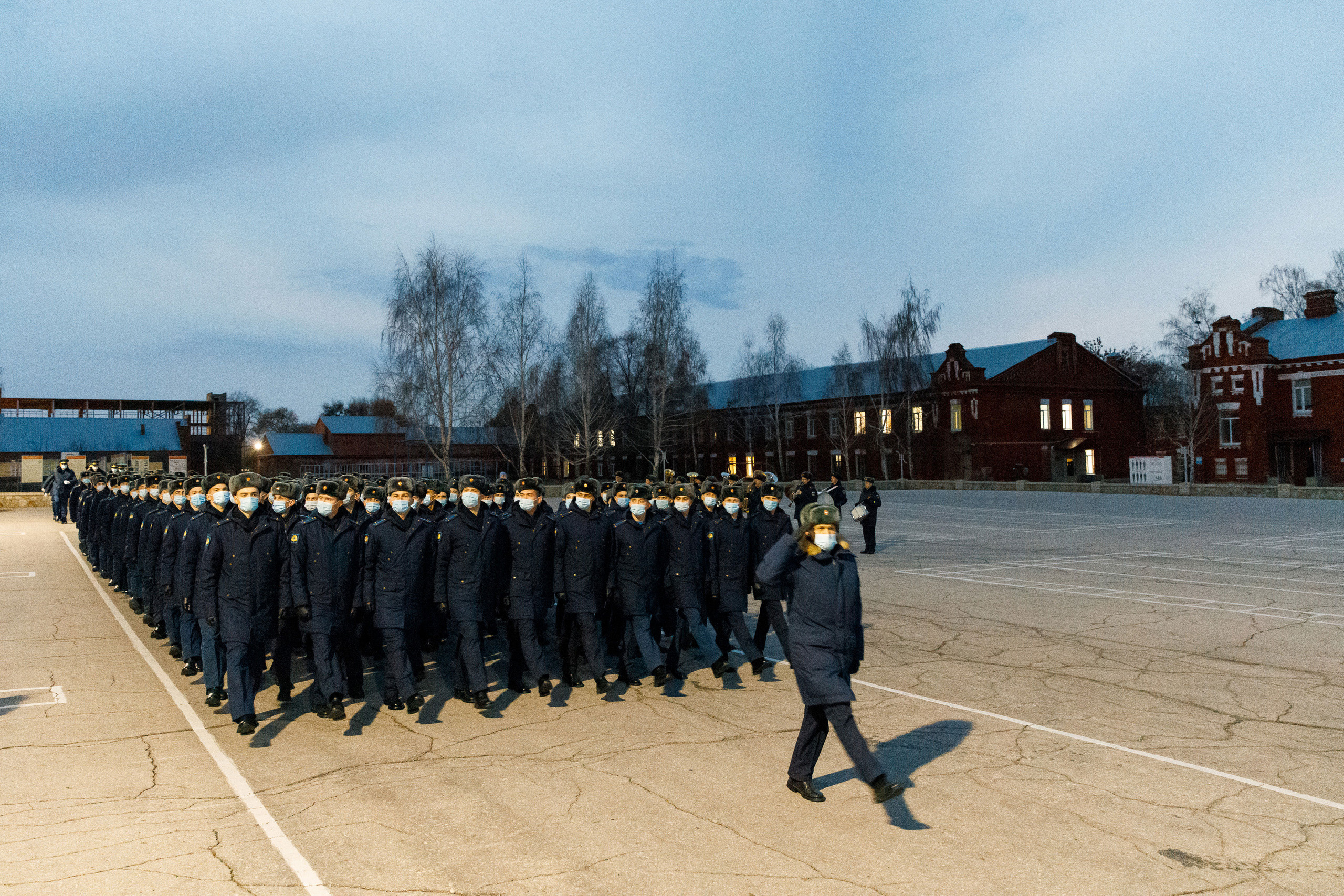 СВВАУЛ 50 выпуск. Свадебный, семейный и школьный фотограф в Сызрани Максим Баталов