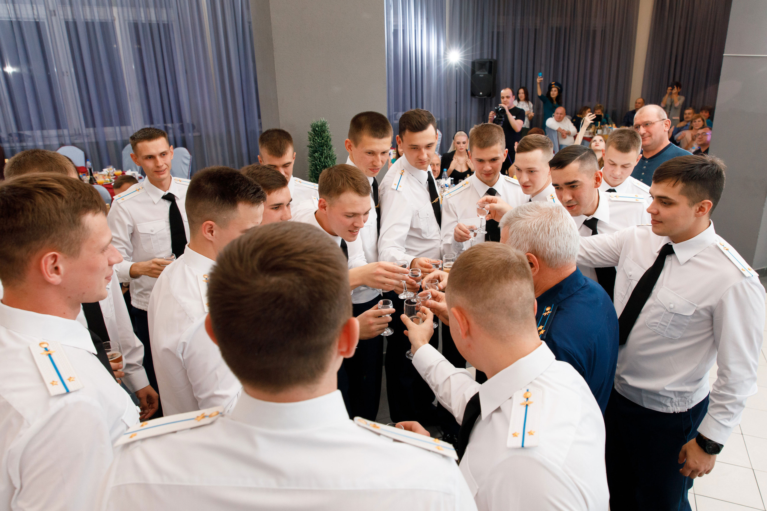 Банкет. Свадебный, семейный и школьный фотограф в Сызрани Максим Баталов