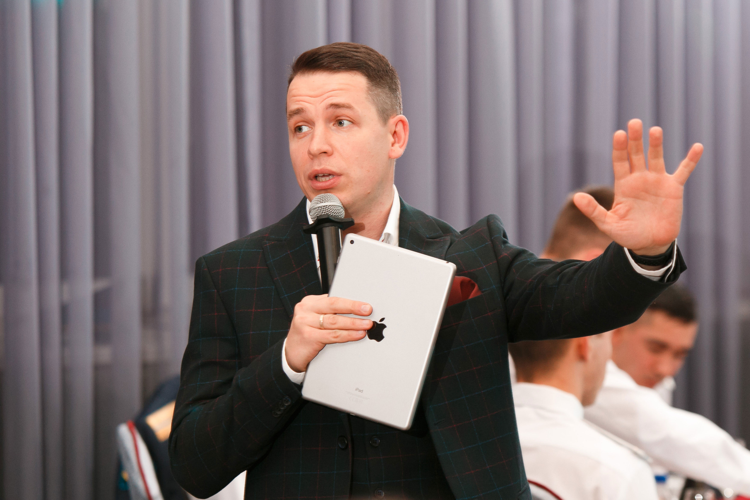 Банкет. Свадебный, семейный и школьный фотограф в Сызрани Максим Баталов