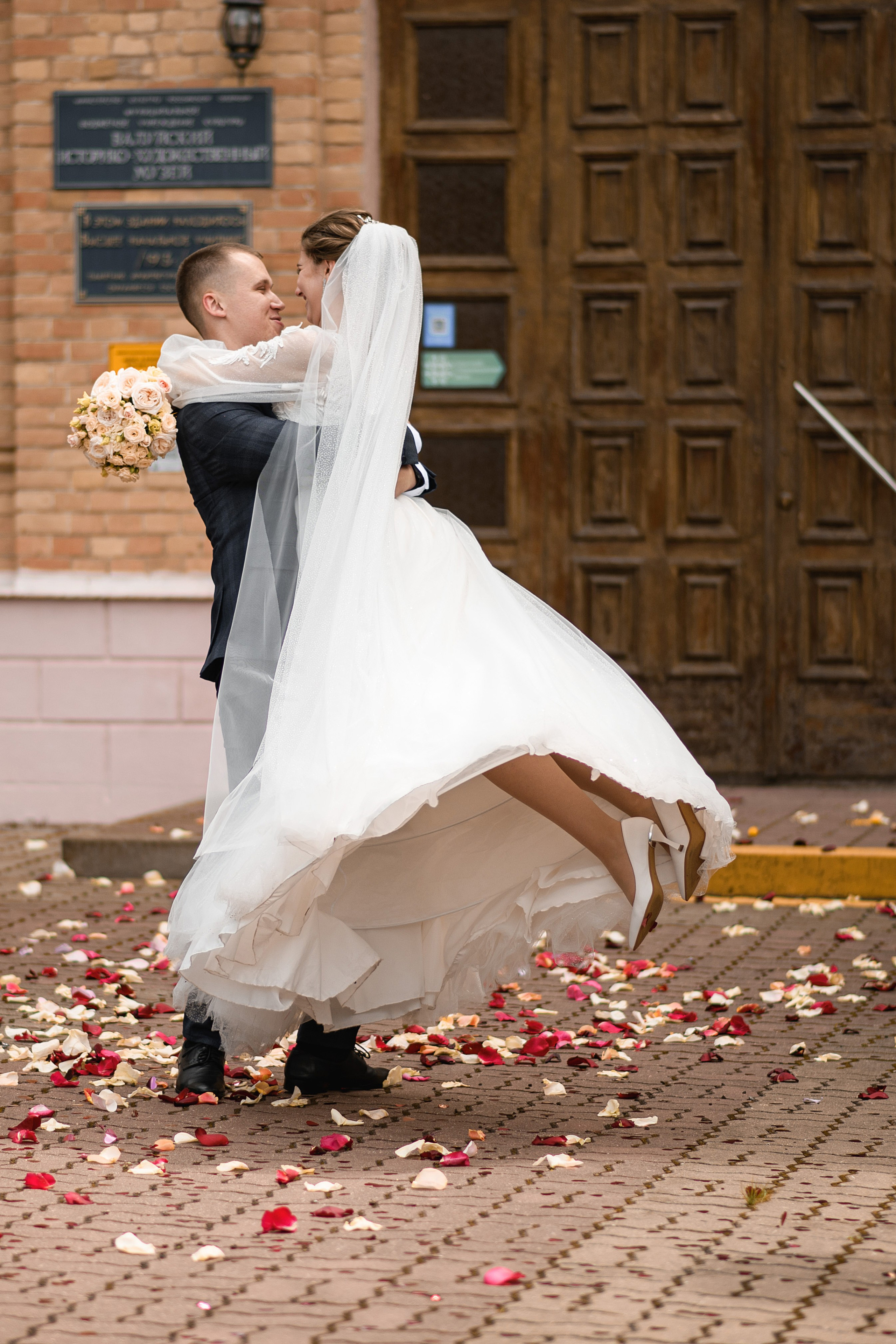 Александр и Юлия. Свадебный фотограф Белгород Валуйки Старый Оскол Воронеж