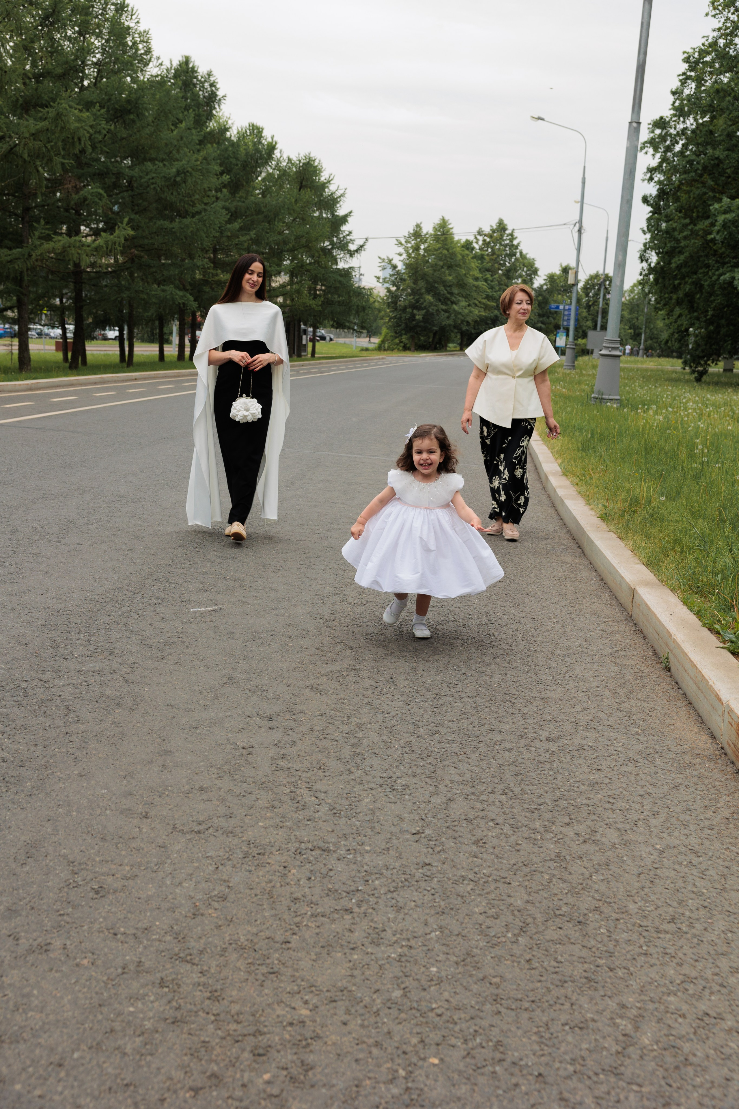 МАРИЯ. Я фотограф из Москвы к Вашим услугам