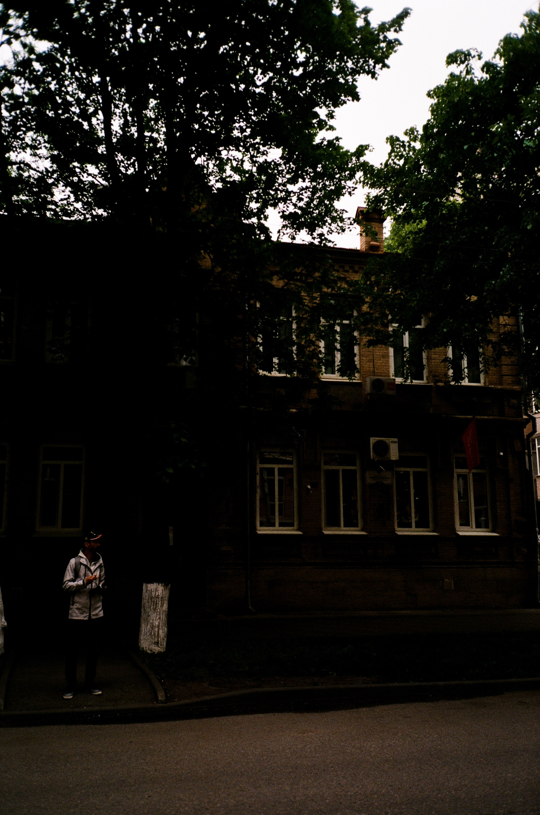 День Победы в Ессентуках. Пасмурно. Фотограф-документалист Мария Осокина