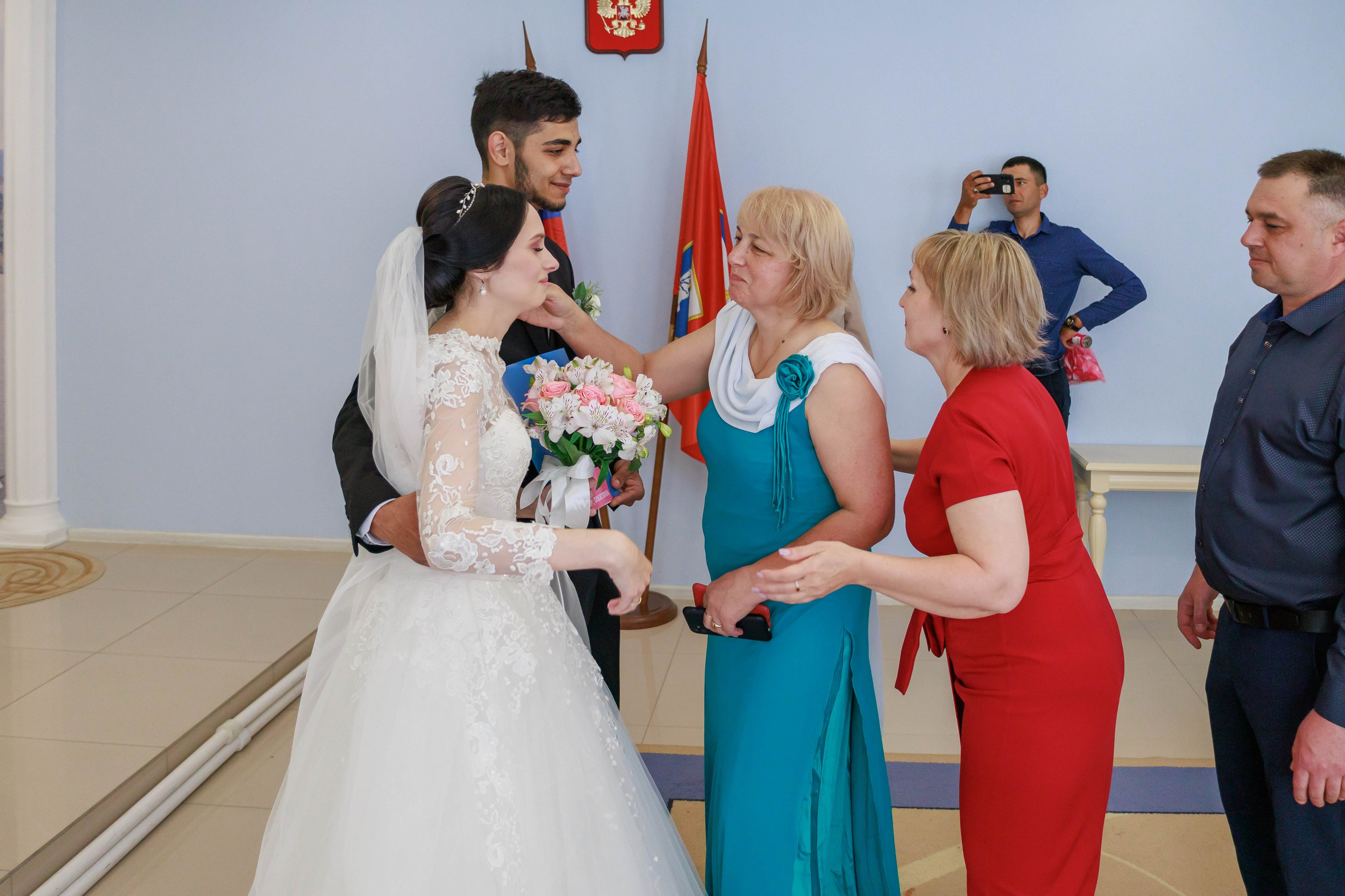 Амаль и Юлия шампанерия. Фотограф и видеограф в Крыму и Севастополе